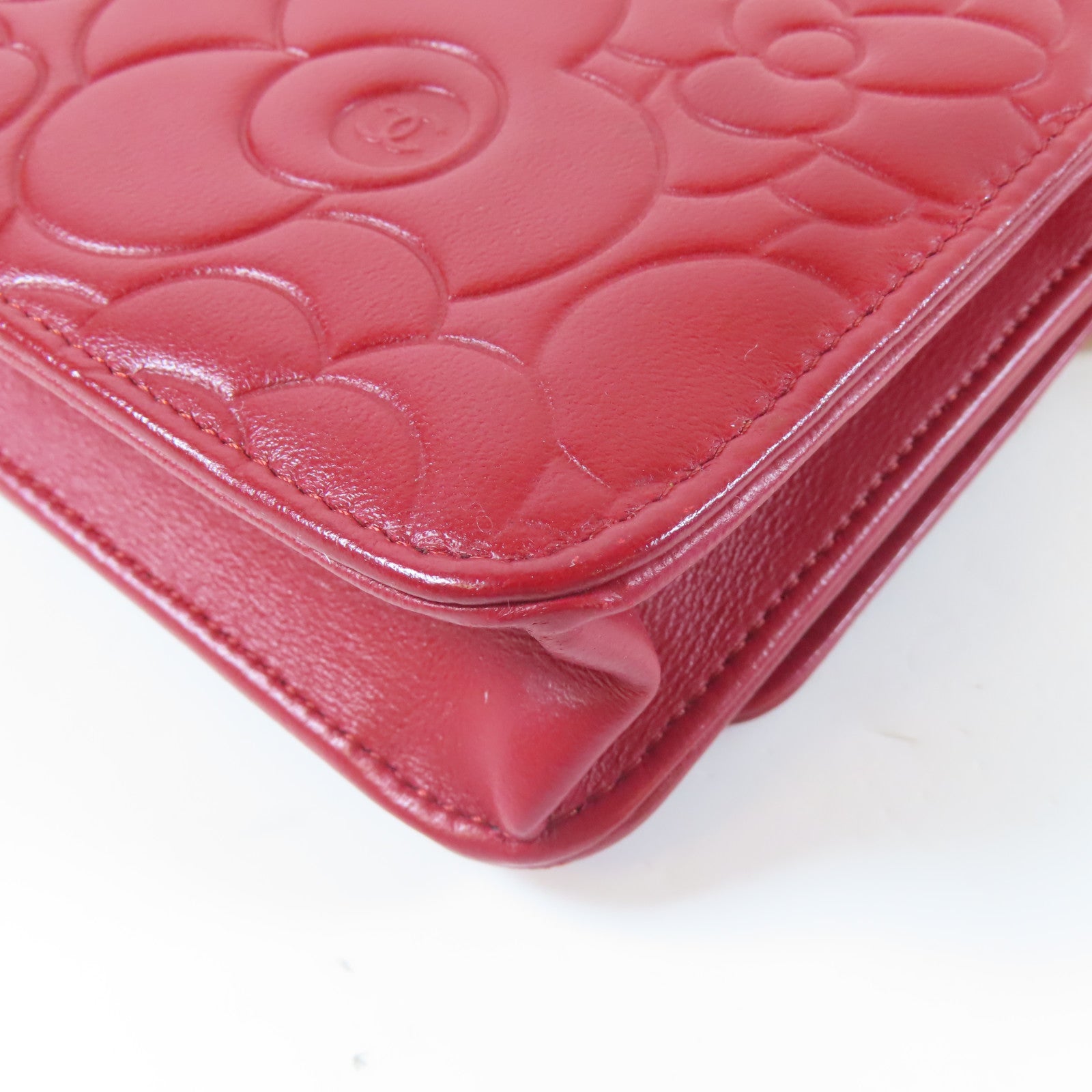 CHANEL 【激減優惠】羊皮皮革Camellia Wallet On Chain銀扣鏈帶肩背袋紅色