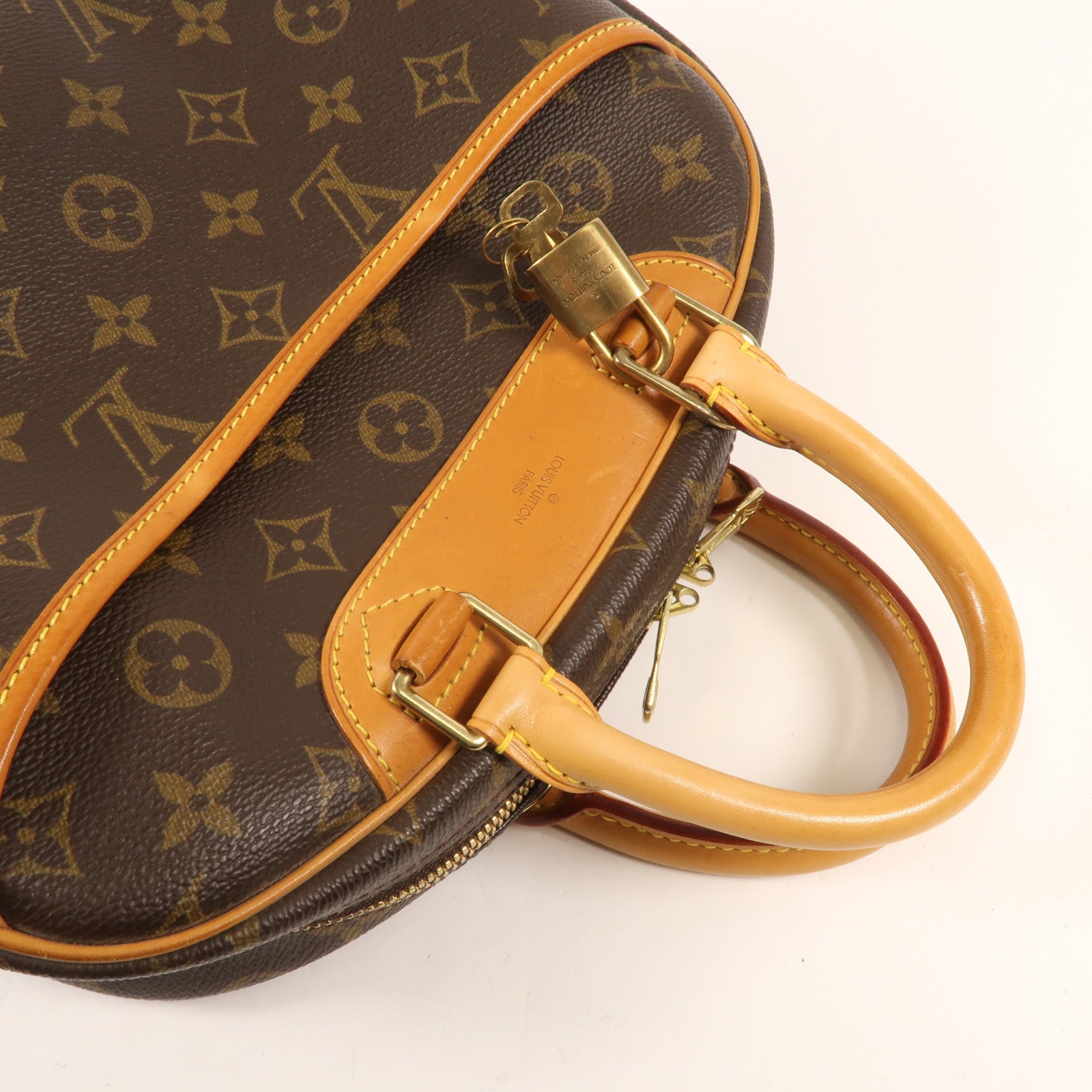 LOUIS VUITTON Monogram Trouville金扣手挽袋