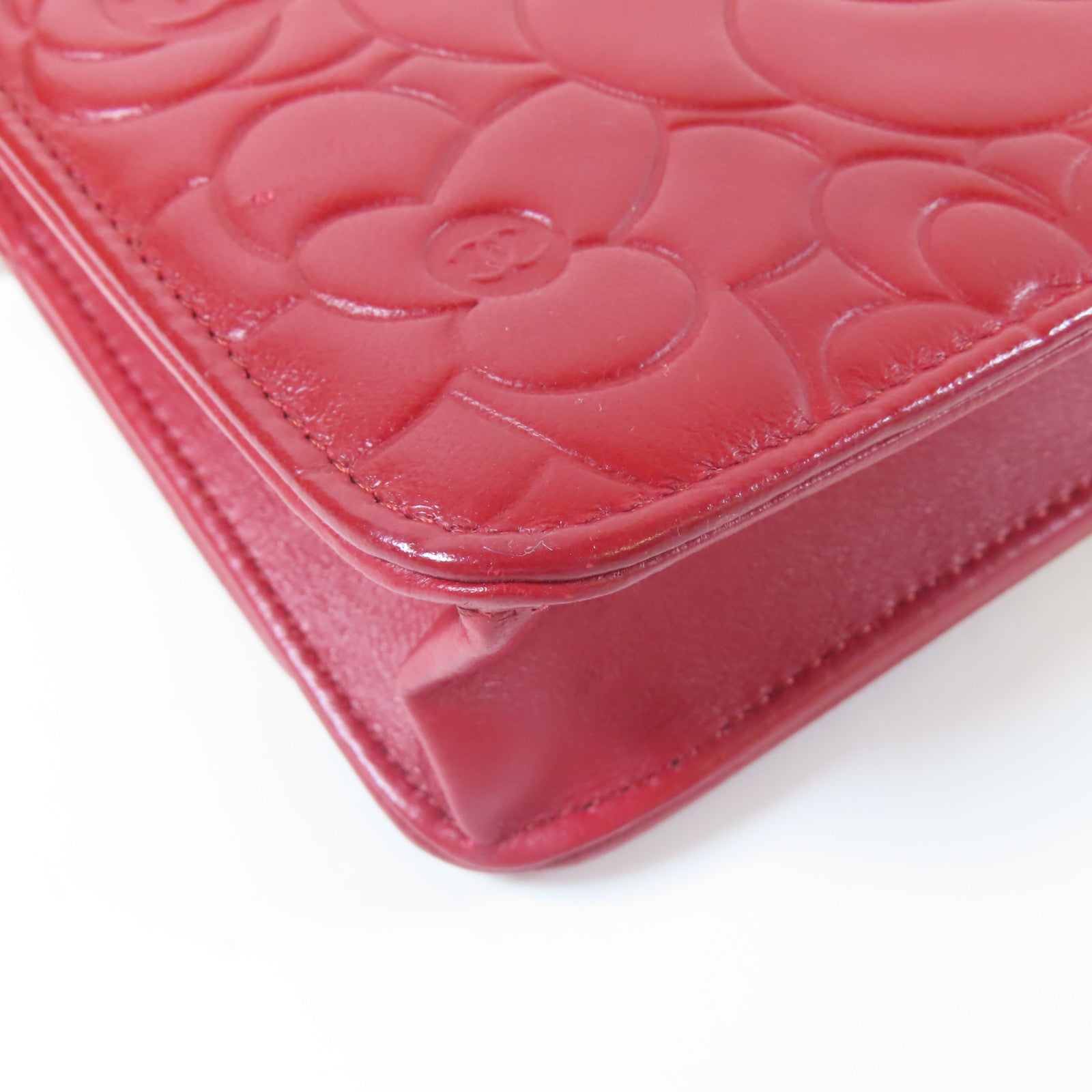 CHANEL 【激減優惠】羊皮皮革Camellia Wallet On Chain銀扣鏈帶肩背袋紅色