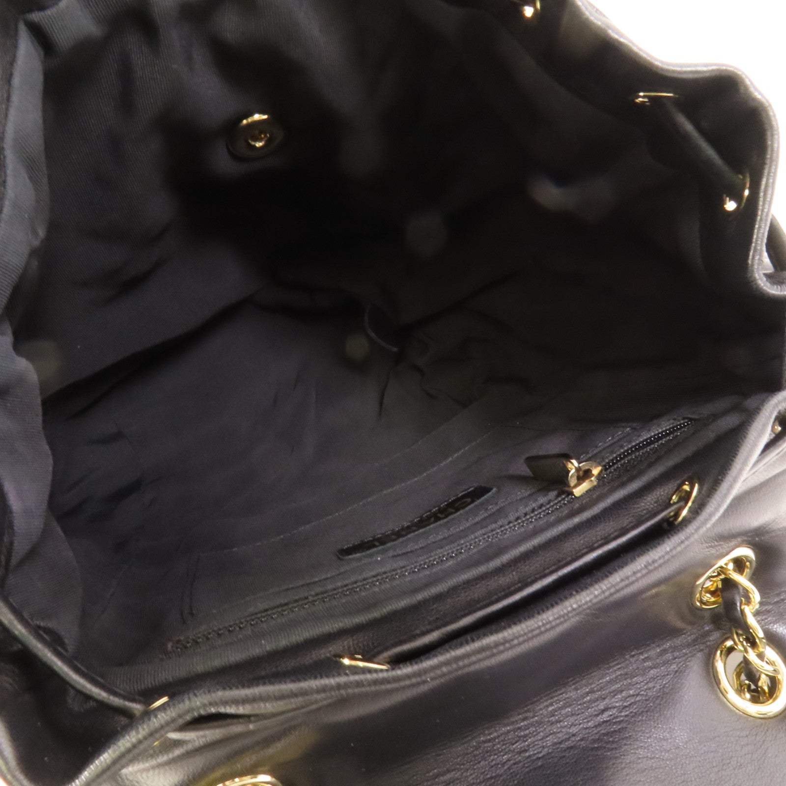 CHANEL 【激減優惠】羊皮皮革Backpack金扣背包