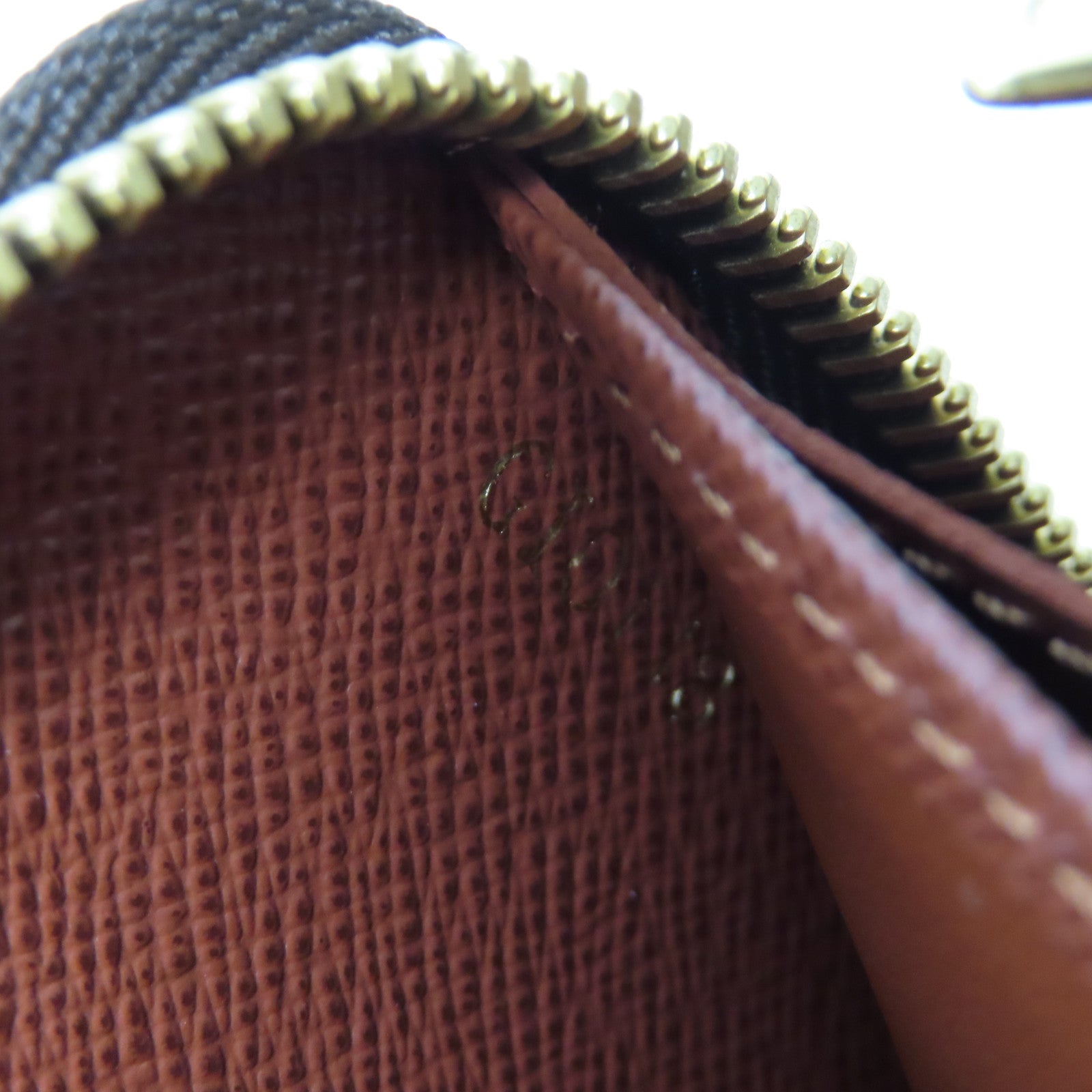 LOUIS VUITTON Monogram Zipper Long Wallet金扣長錢包棕色