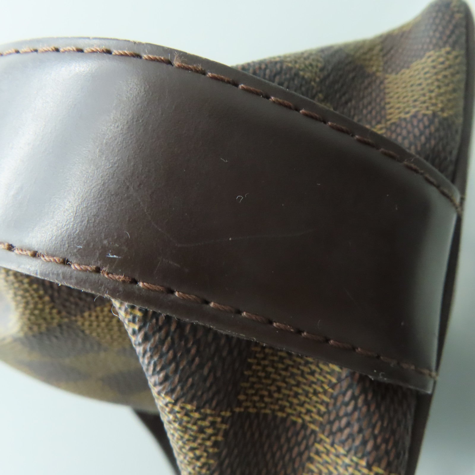 LOUIS VUITTON **【激減優惠】Damier Chelsea金扣肩背袋啡色