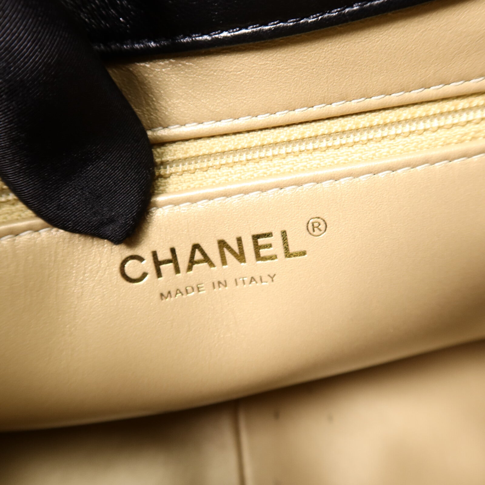 CHANEL 牛皮皮革Shoulder Bag鏈帶肩背袋