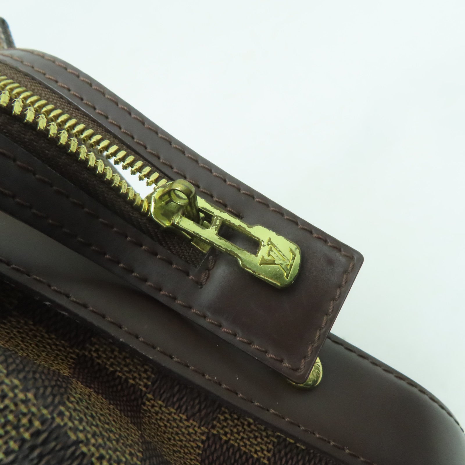 LOUIS VUITTON **【激減優惠】Damier Chelsea金扣肩背袋啡色