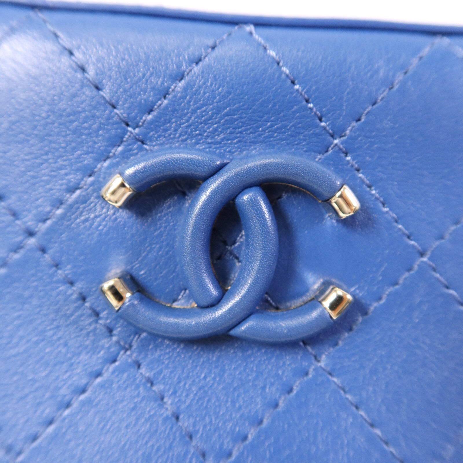 CHANEL 【激減優惠】牛皮皮革Camera Bag金扣肩背袋