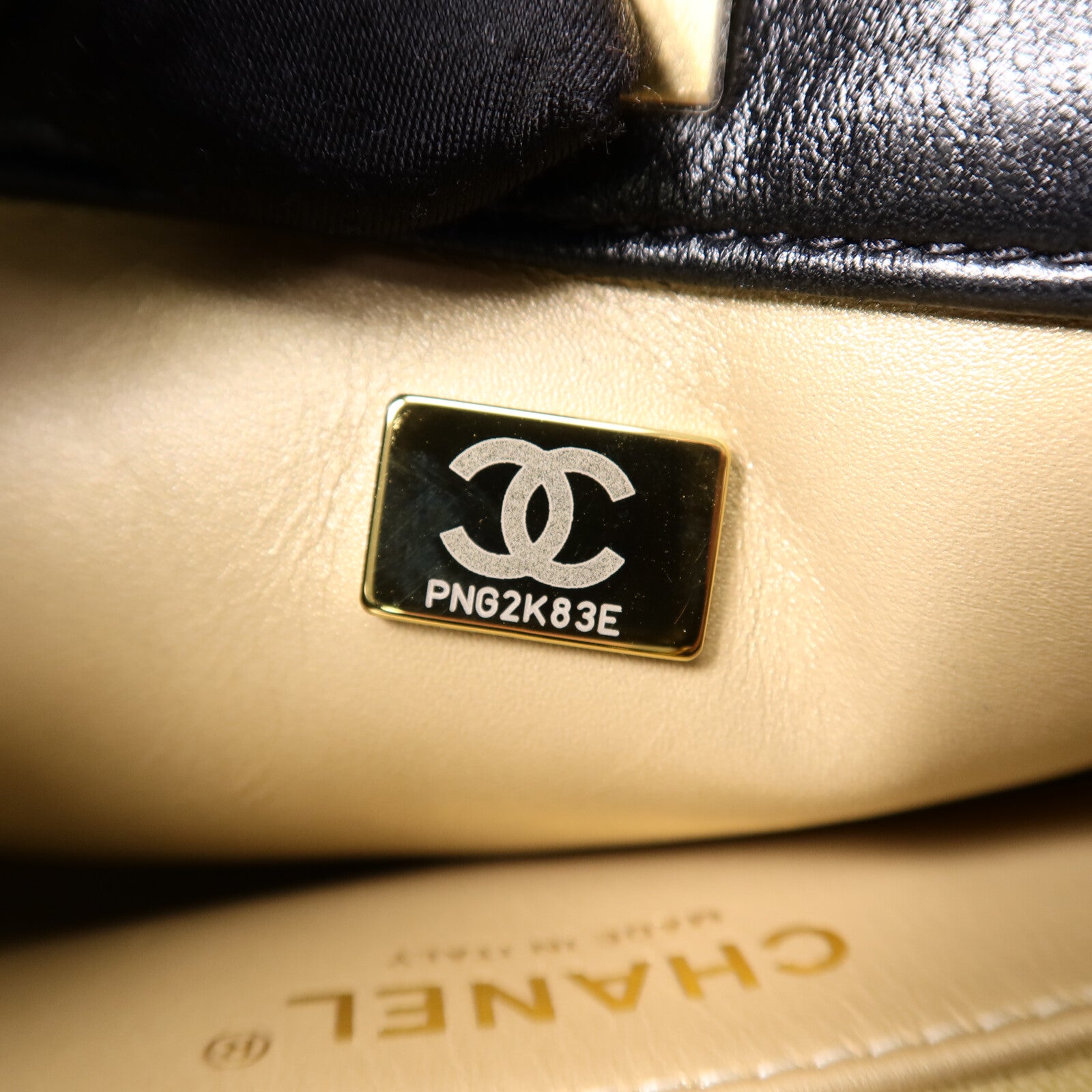 CHANEL 牛皮皮革Shoulder Bag鏈帶肩背袋