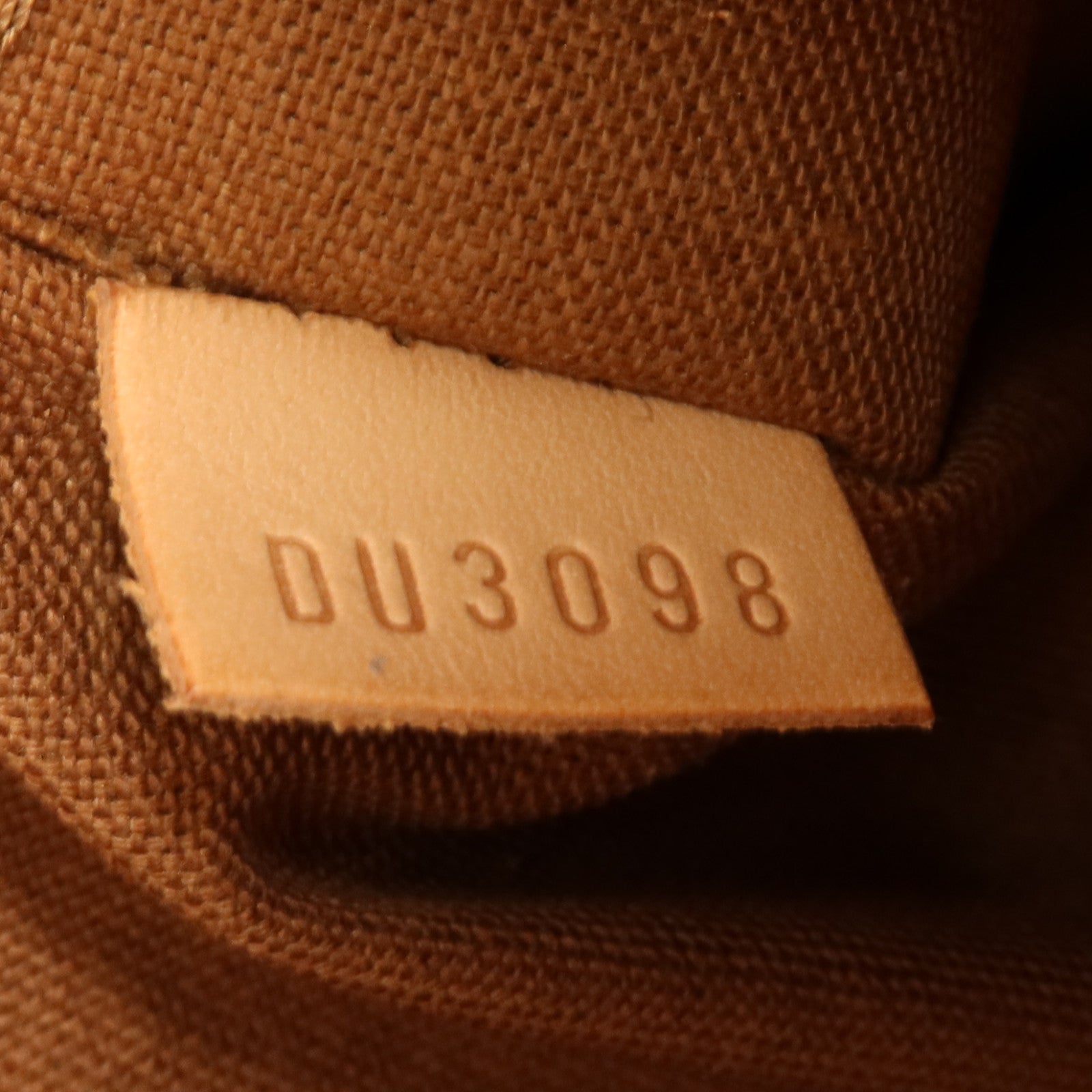 LOUIS VUITTON Monogram Cabas Beaubourg金扣肩背袋