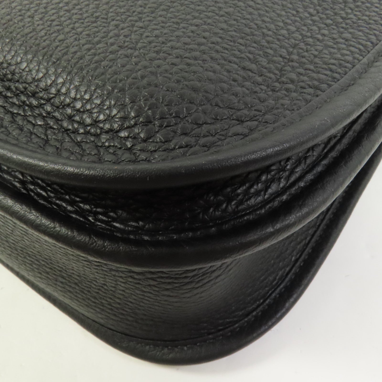 HERMES Clemence皮革Evelyne PM銀扣肩背袋Noir