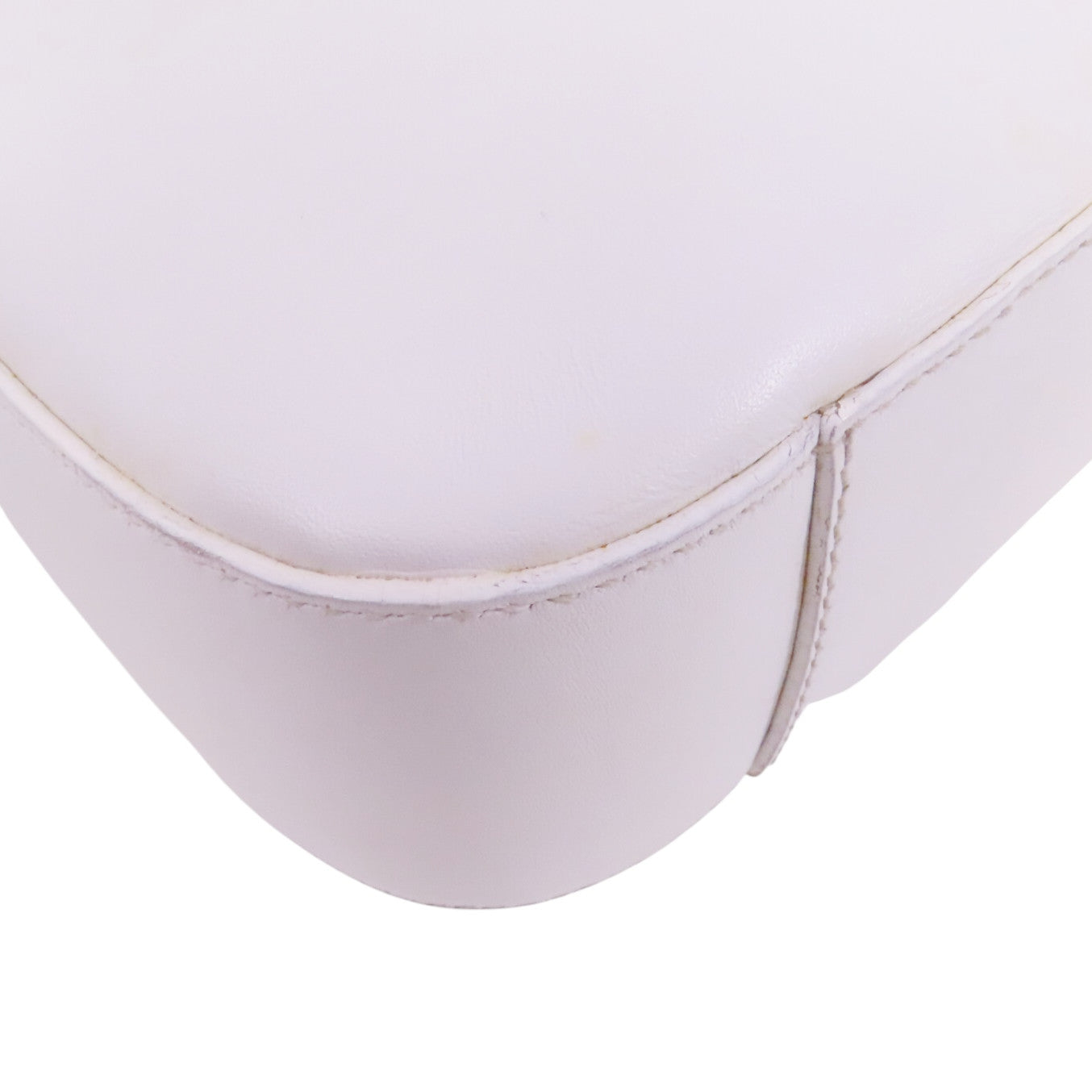 GUCCI 牛皮皮革Shoulder Bag銀扣肩背袋