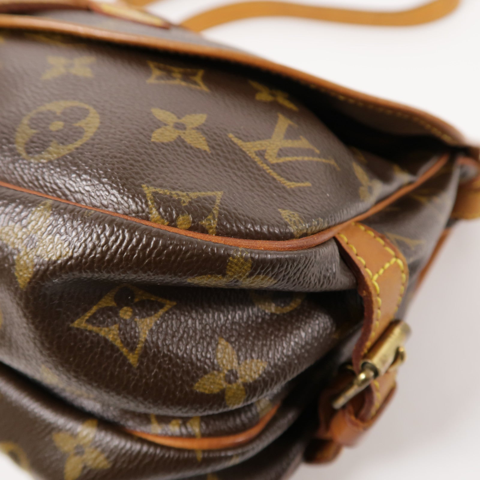 LOUIS VUITTON Monogram Saumur 30金扣肩背袋