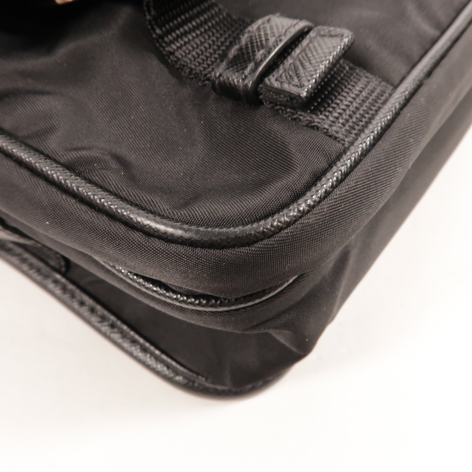 PRADA 尼龍Shoulder Bag(Re-Nylon)肩背袋