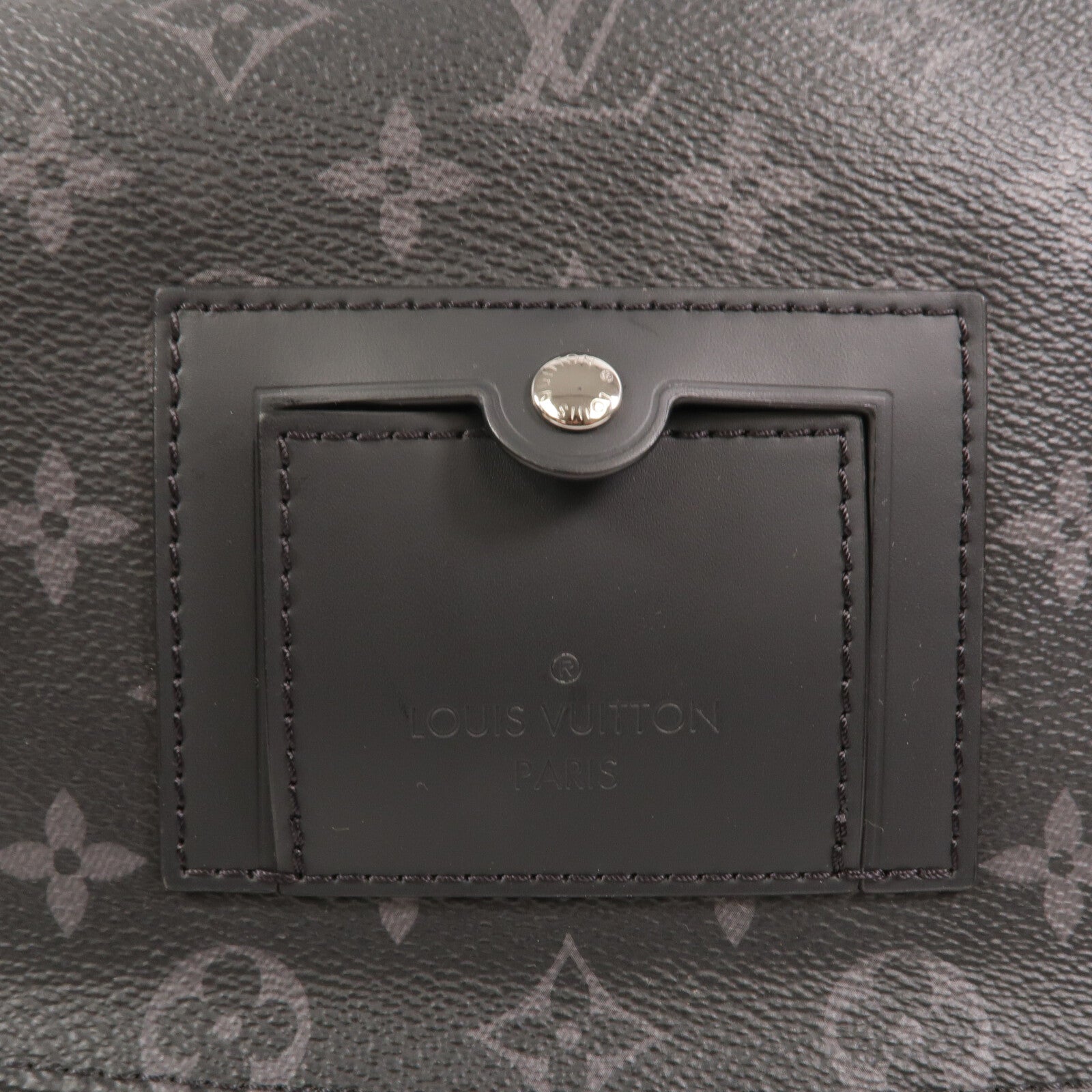 LOUIS VUITTON Monogram Eclipse Messenger PM Voyager肩背袋