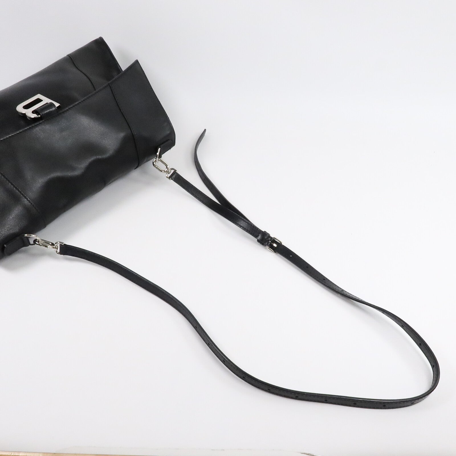 BALENCIAGA 牛皮皮革Medium Hourglass Soft肩背袋