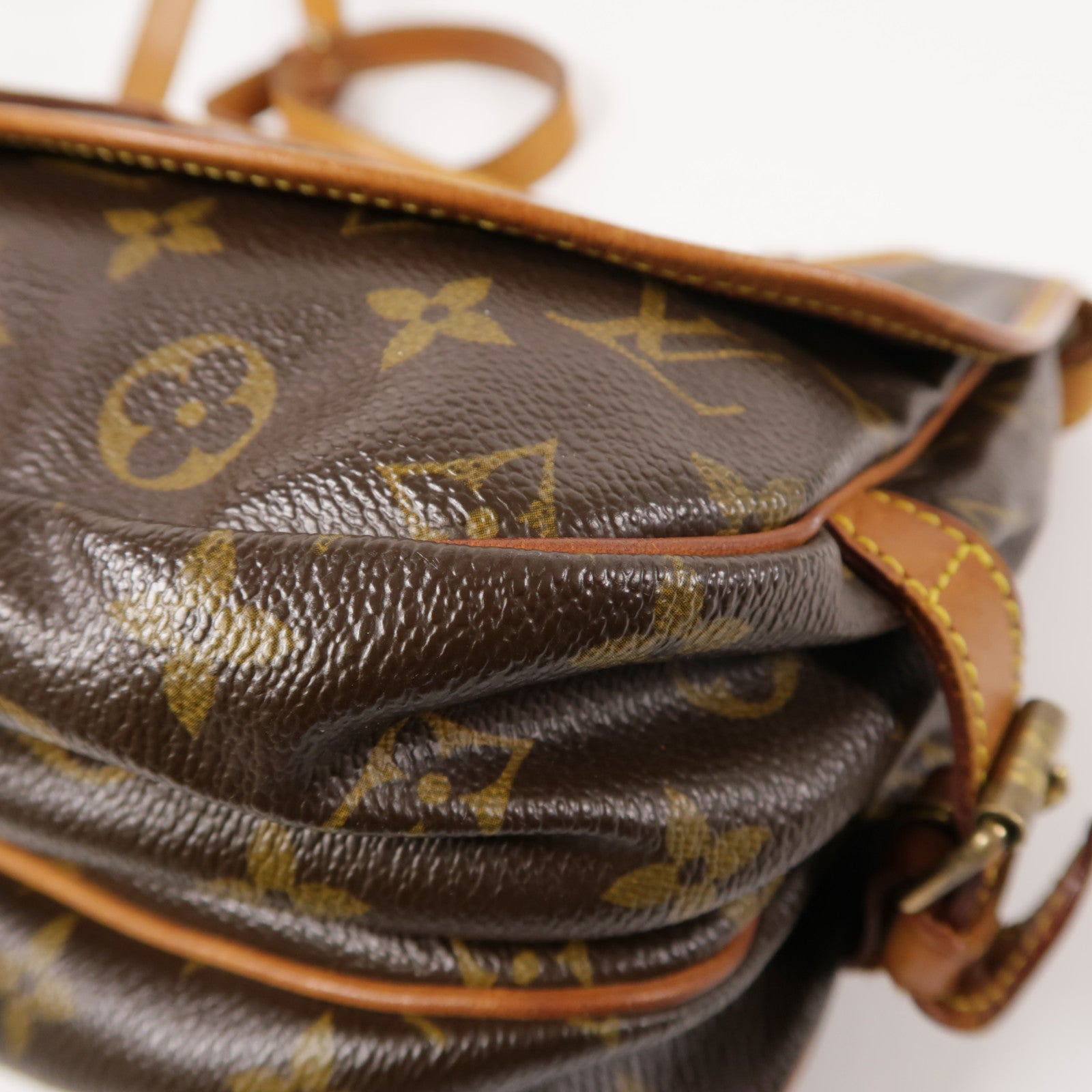 LOUIS VUITTON Monogram Saumur 30金扣肩背袋