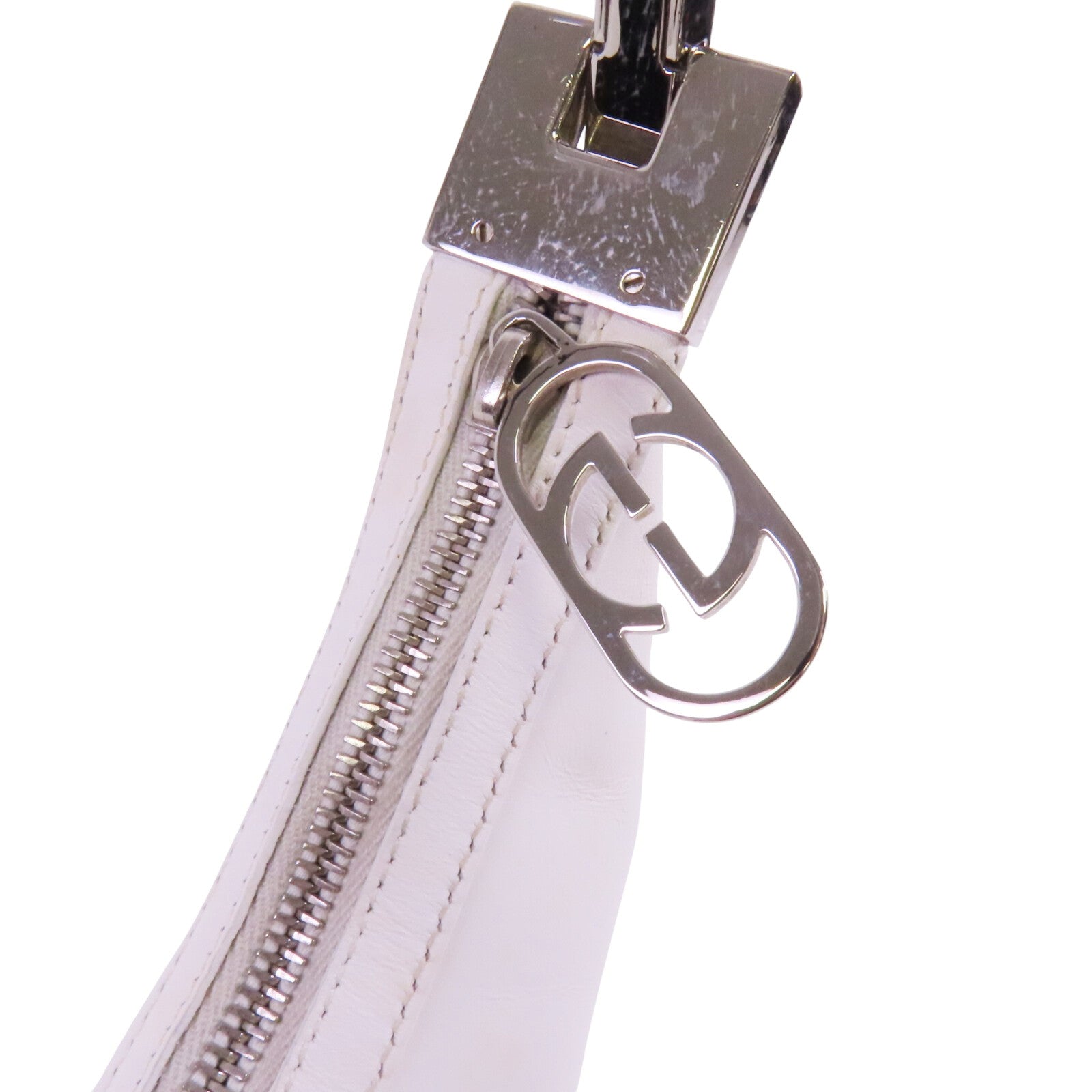 GUCCI 牛皮皮革Shoulder Bag銀扣肩背袋