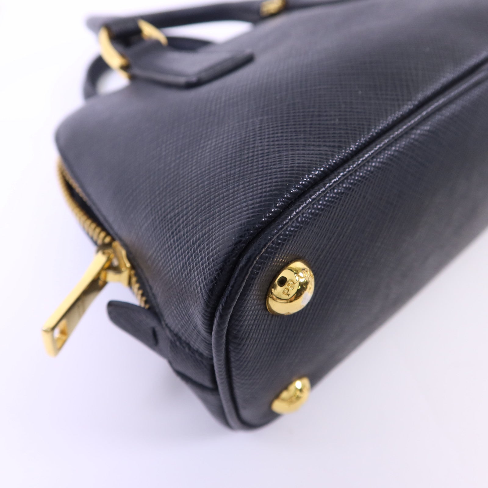 PRADA Saffiano皮革2 Way Shoulder金扣手挽肩背兩用袋