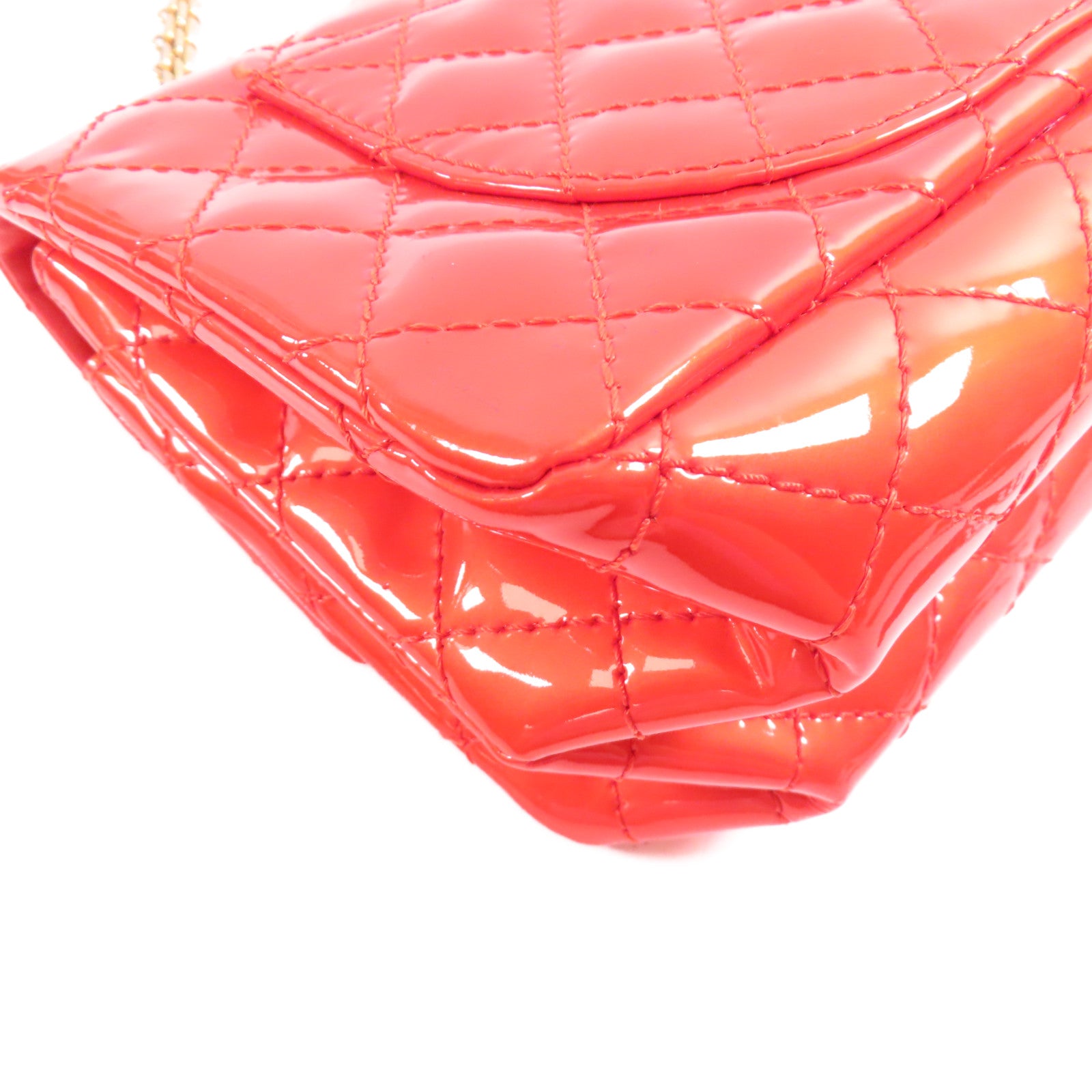 CHANEL 漆皮皮革2.55金扣鏈帶肩背袋