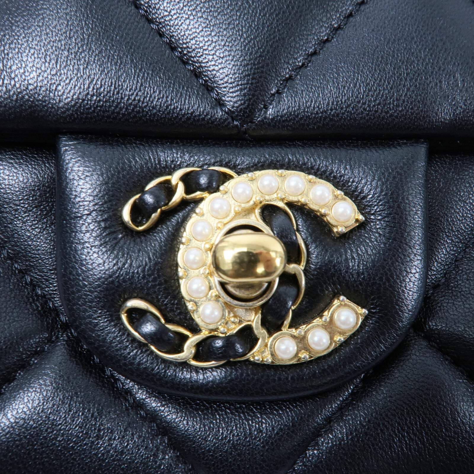 CHANEL 羊皮皮革Chain Shoulder鏈帶肩背袋