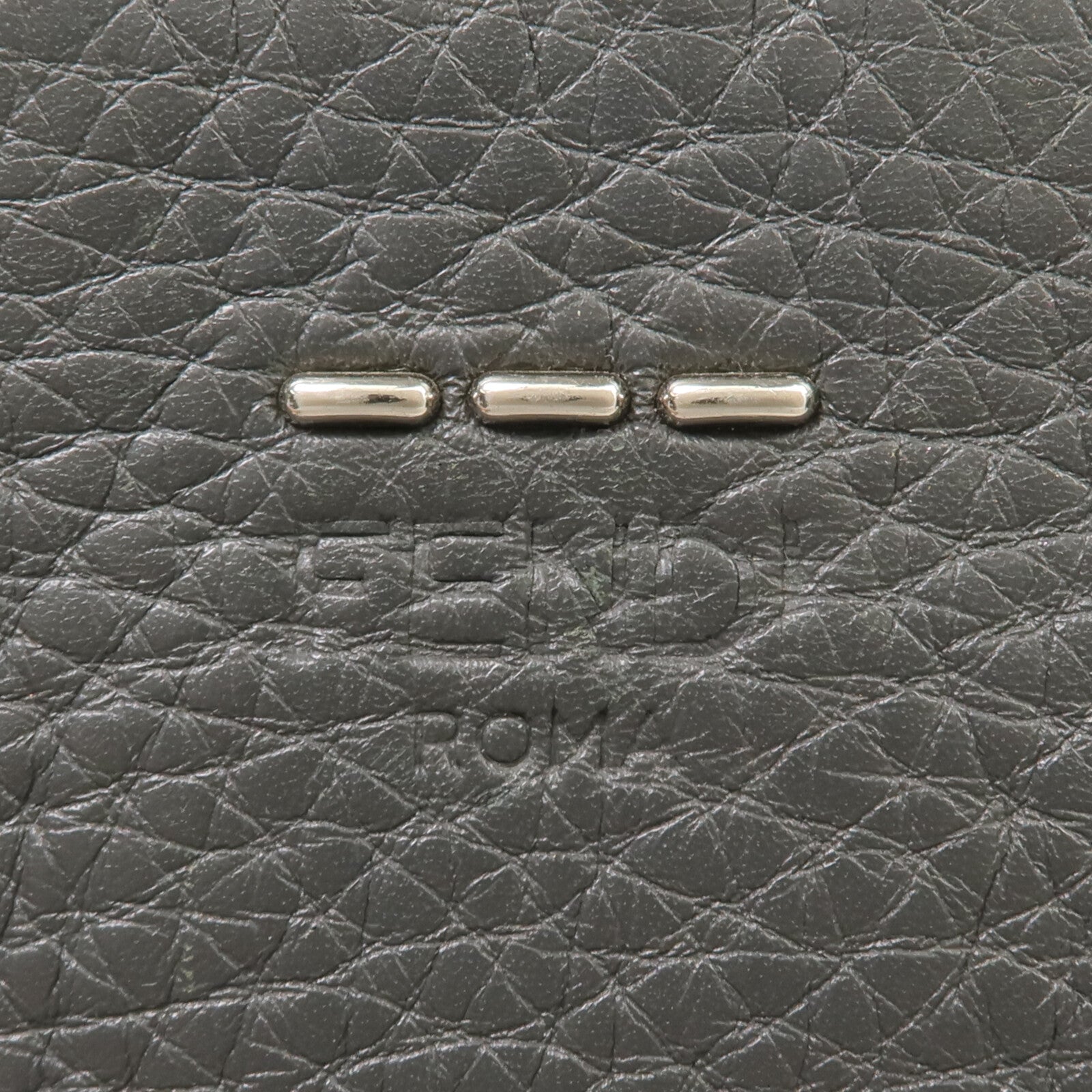 FENDI 牛皮皮革Selleria Clutch Bag手拿包