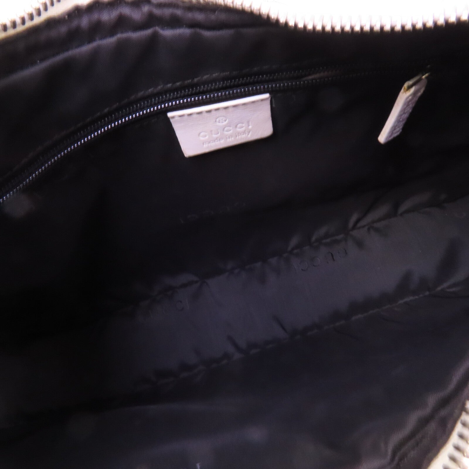 GUCCI 牛皮皮革Shoulder Bag銀扣肩背袋