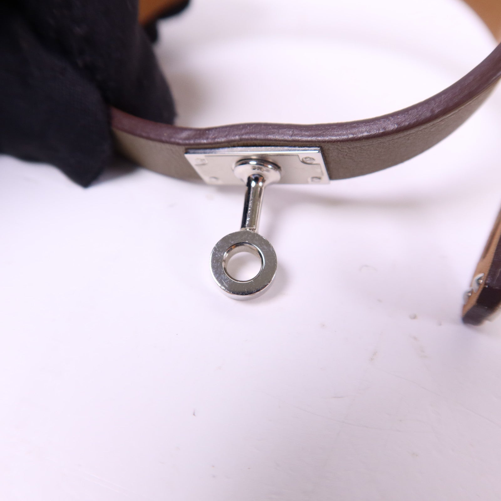 HERMES Swift皮革Mini Kelly Double Tour銀扣手鐲Etoupe