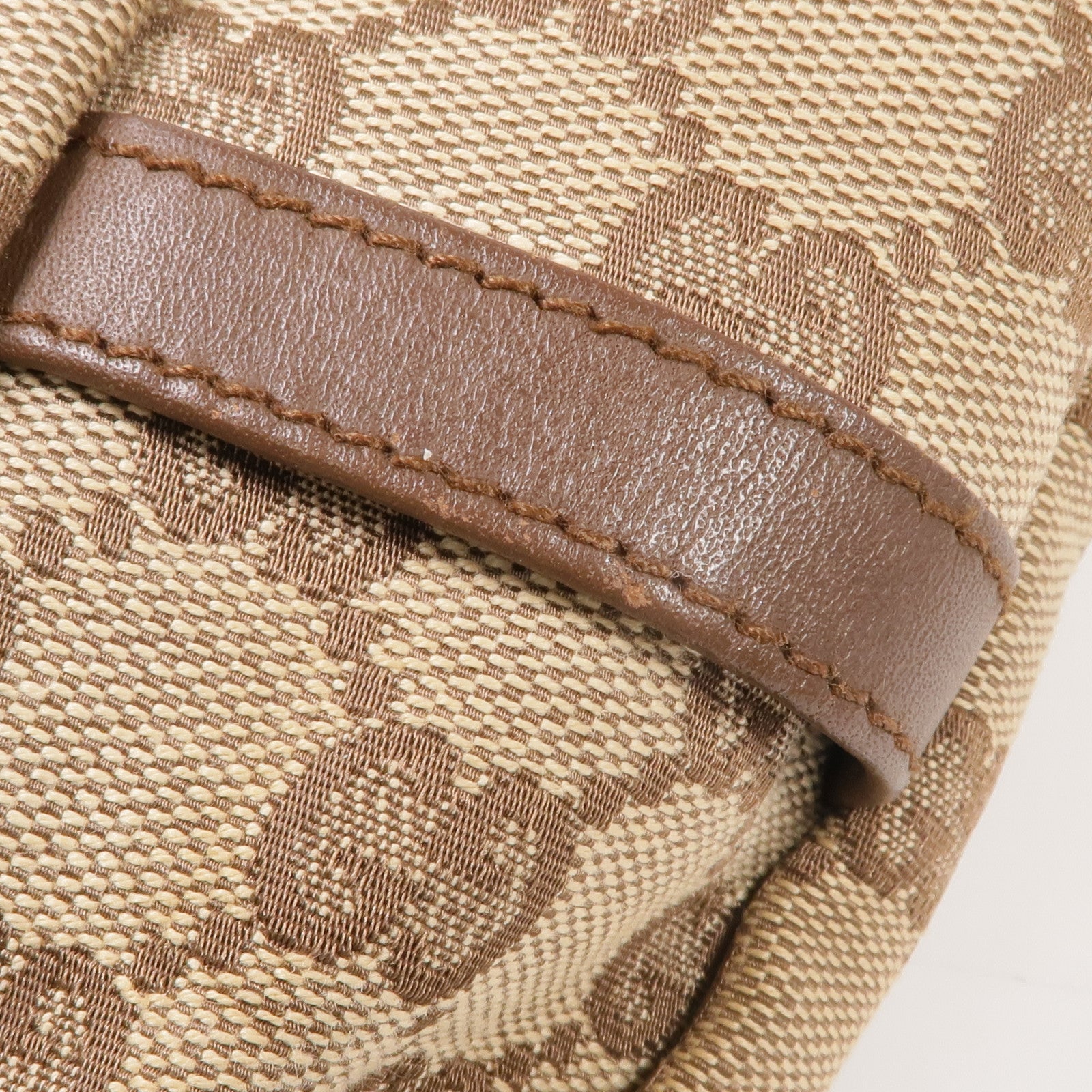 GUCCI 帆布Shoulder Bag銀扣肩背袋