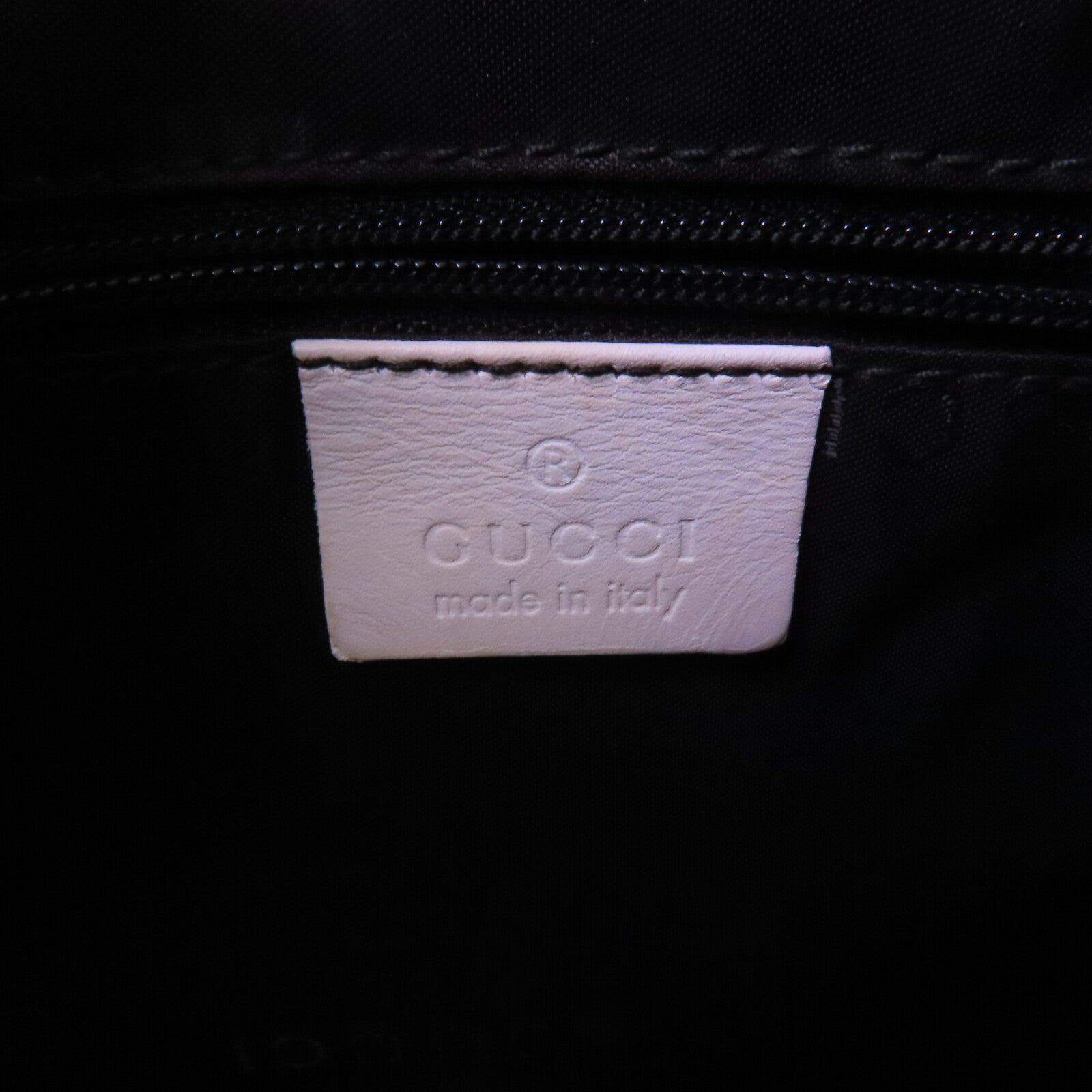 GUCCI 牛皮皮革Shoulder Bag銀扣肩背袋