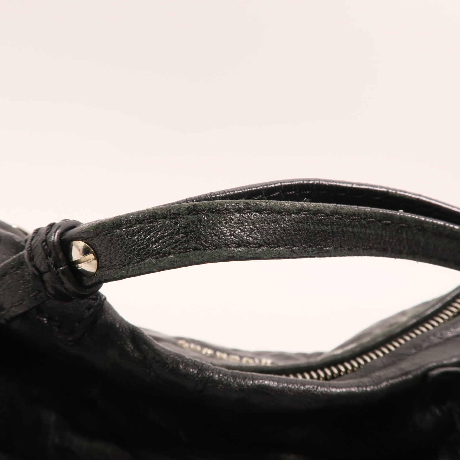 GIVENCHY 牛皮皮革Pandora Small銀扣肩背袋