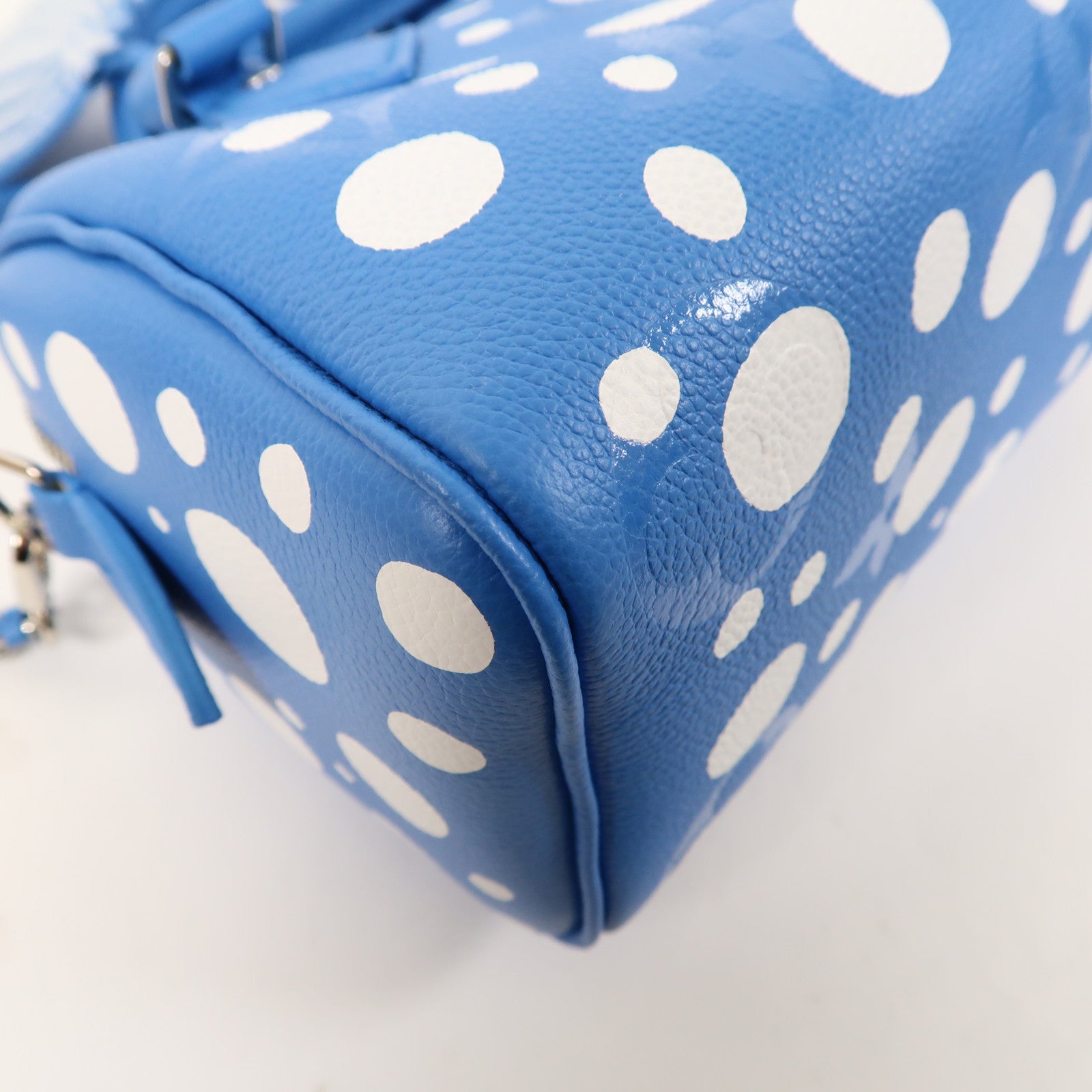 LOUIS VUITTON Monogram Empreinte LV x YK Speedy Bandouliere 20銀扣手挽肩背兩用袋藍色/白色