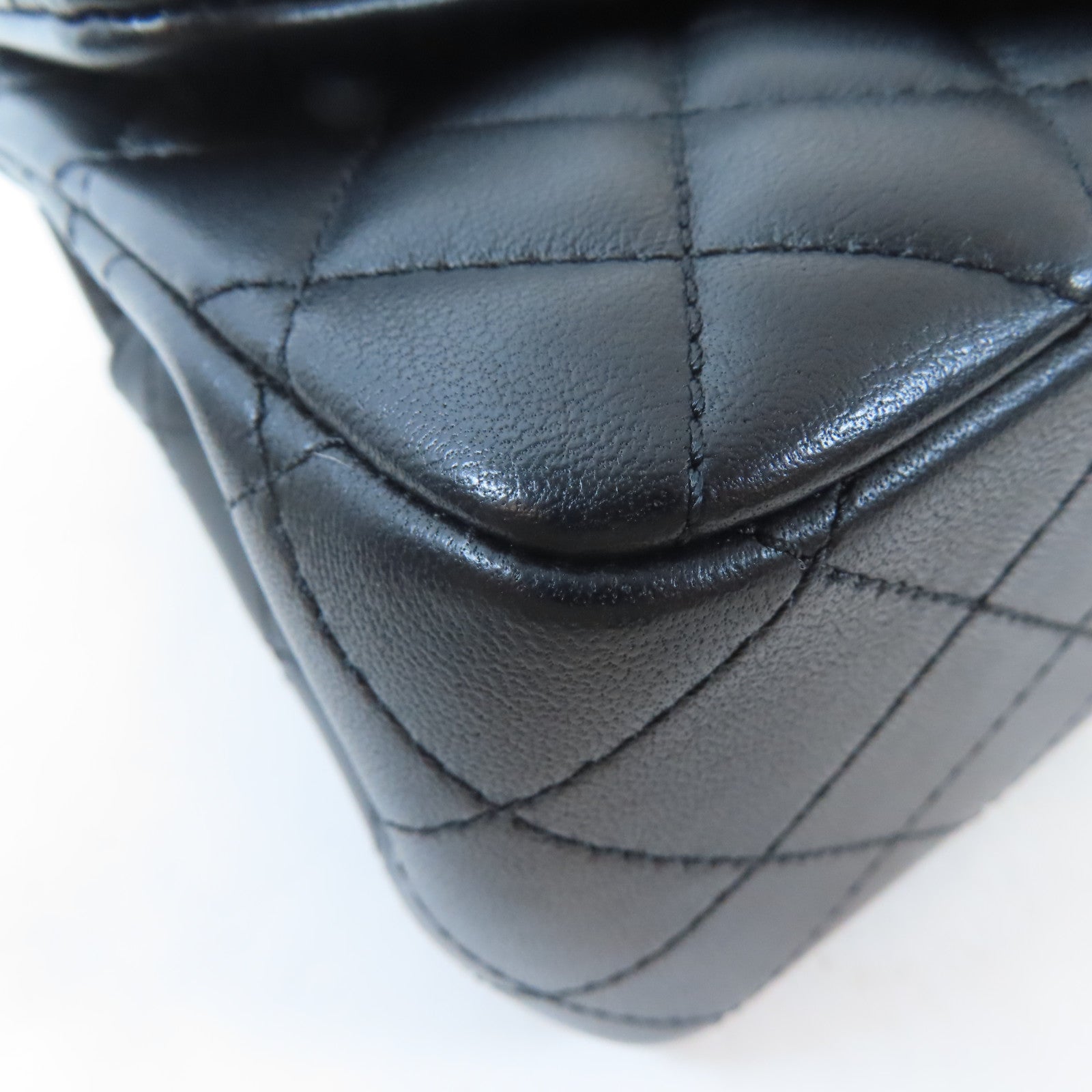 CHANEL 菱格羊皮皮革Mini Flap Bag金扣鏈帶肩背袋黑色