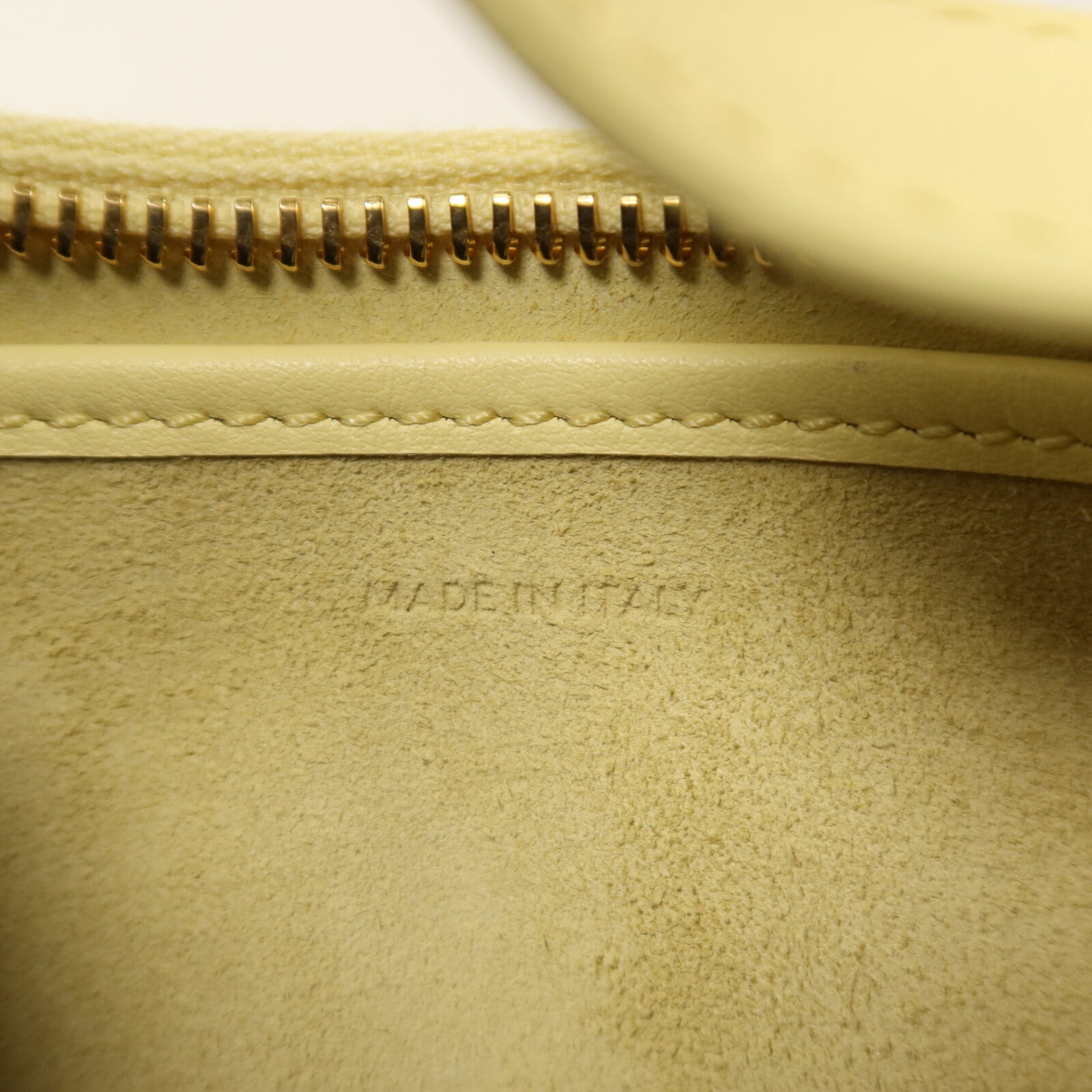 CELINE 【激減優惠】牛皮皮革Ava金扣肩背袋