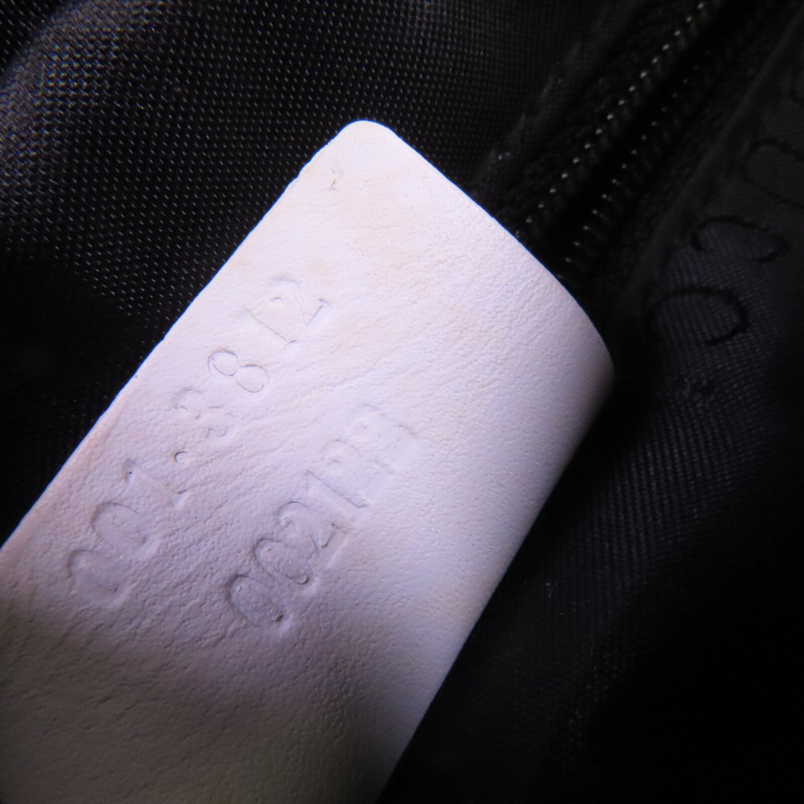 GUCCI 牛皮皮革Shoulder Bag銀扣肩背袋