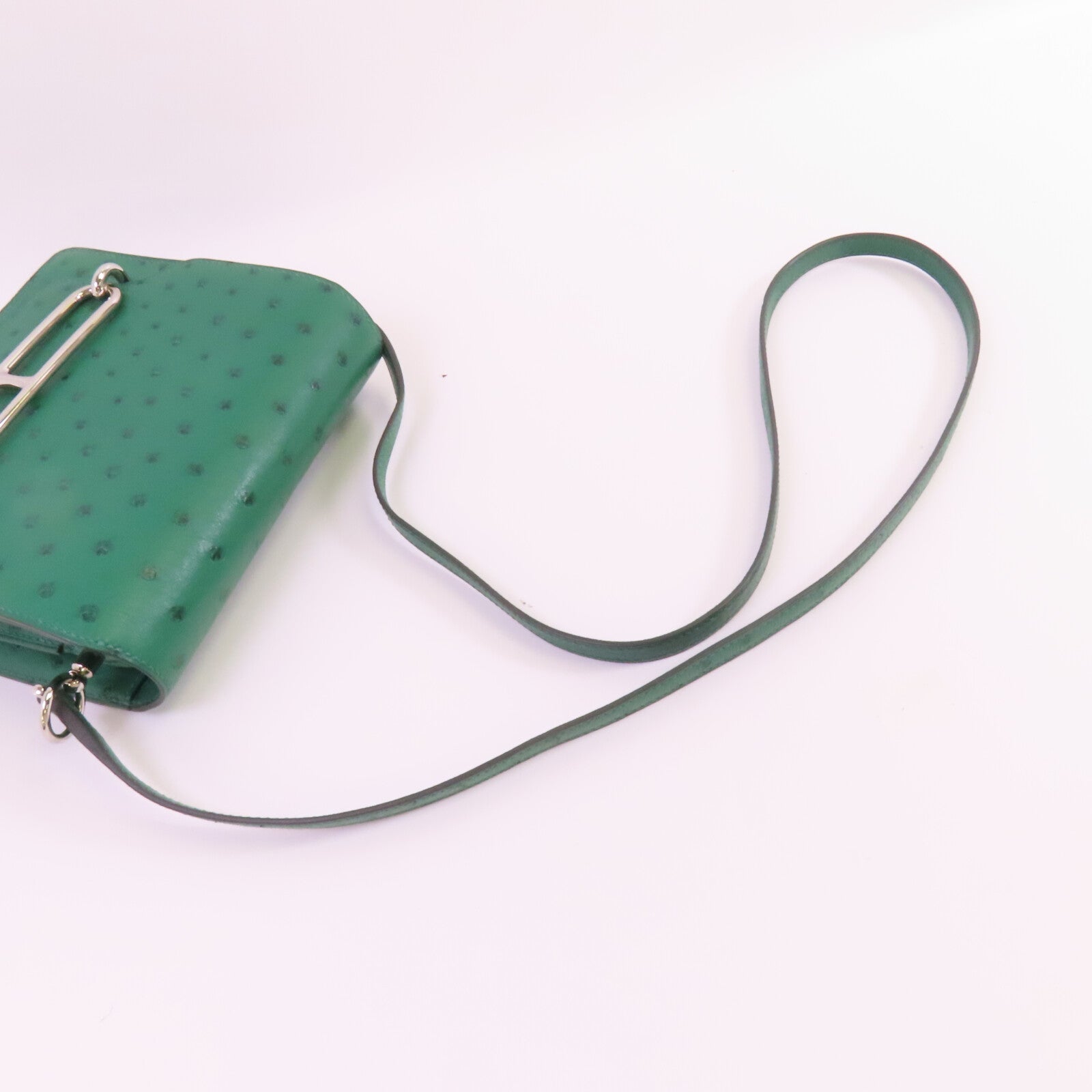 HERMES 鴕鳥皮革Mini Roulis銀扣肩背袋U4 Vert Vertigo