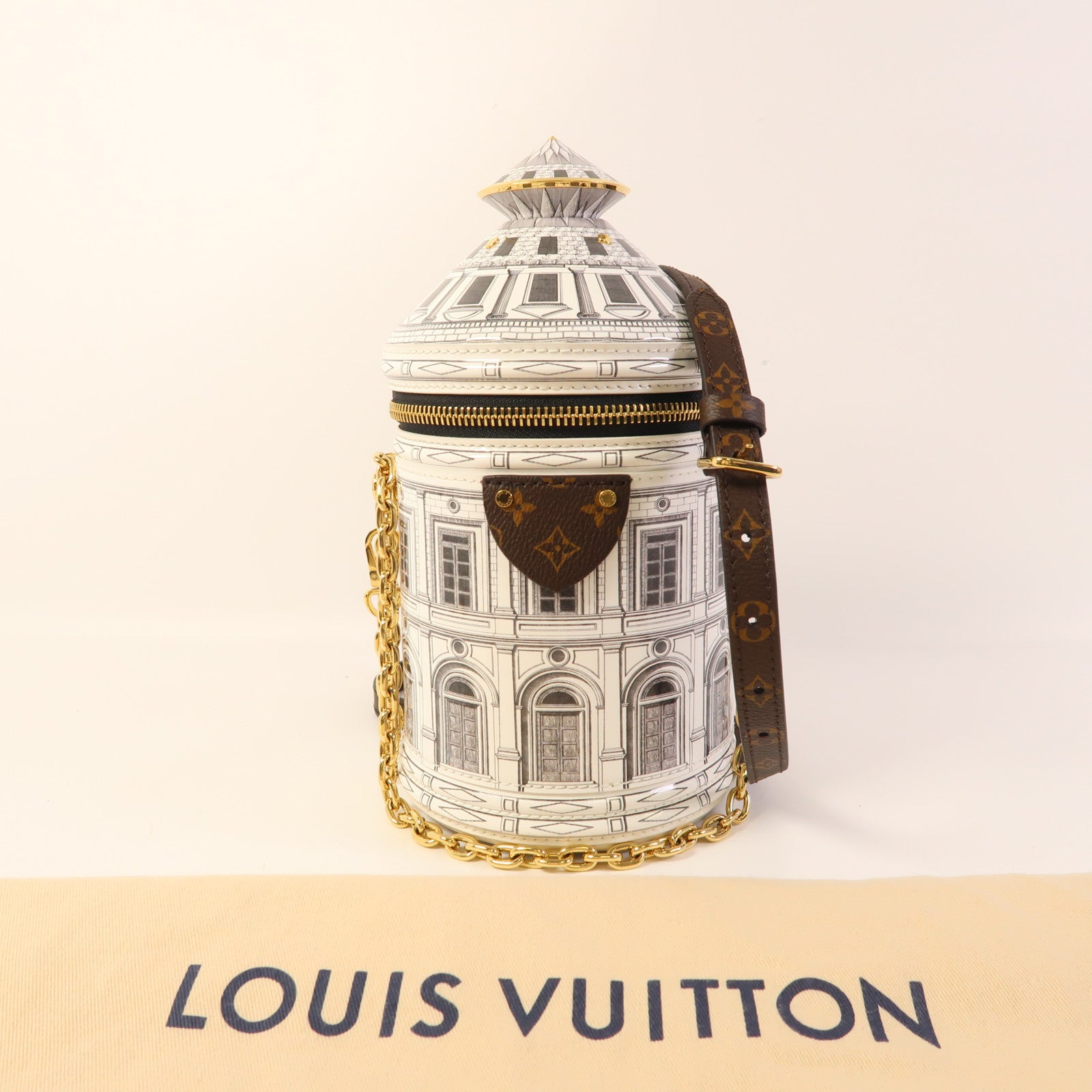 LOUIS VUITTON 塗層帆布Fornasetti Cannes金扣手挽肩背兩用袋