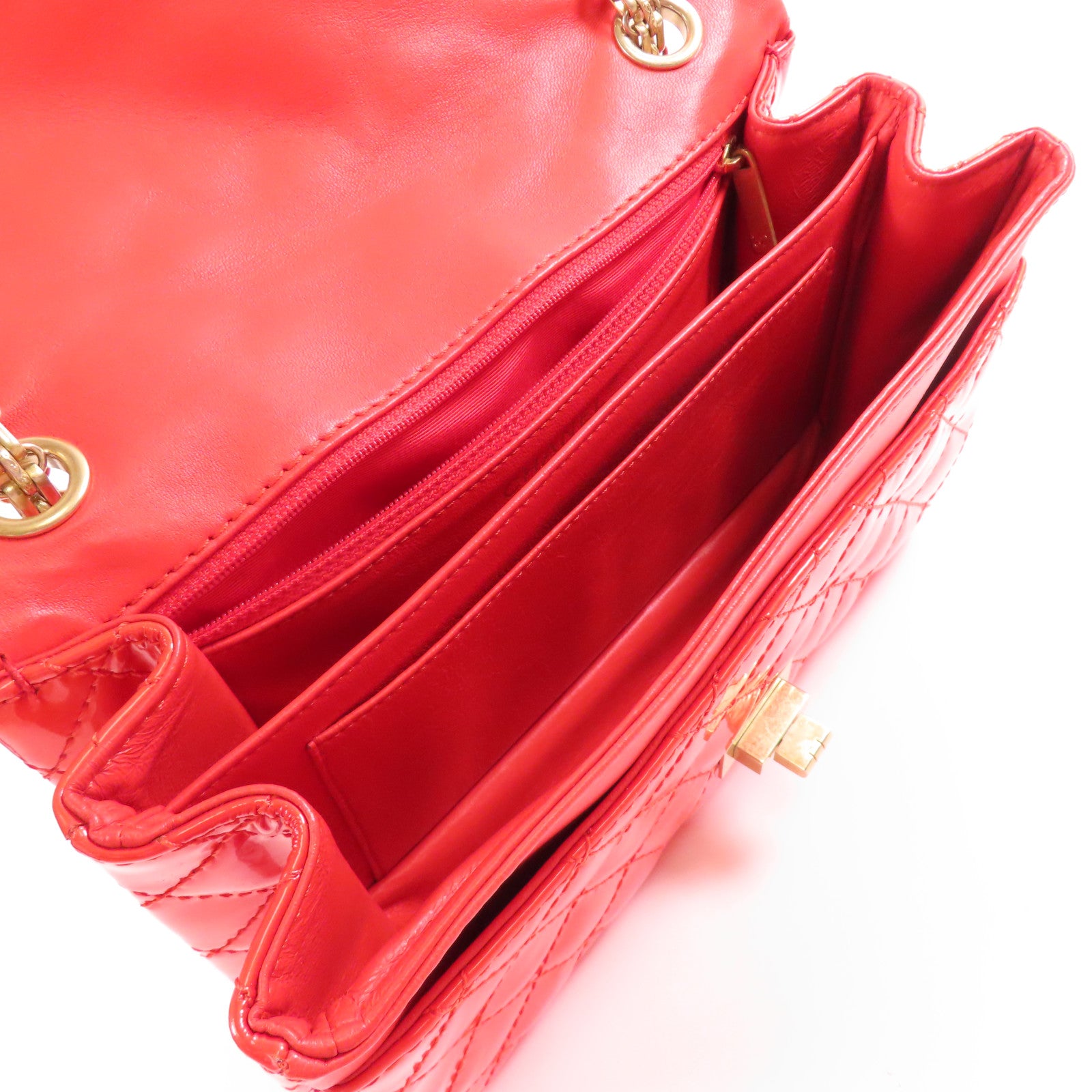 CHANEL 漆皮皮革2.55金扣鏈帶肩背袋