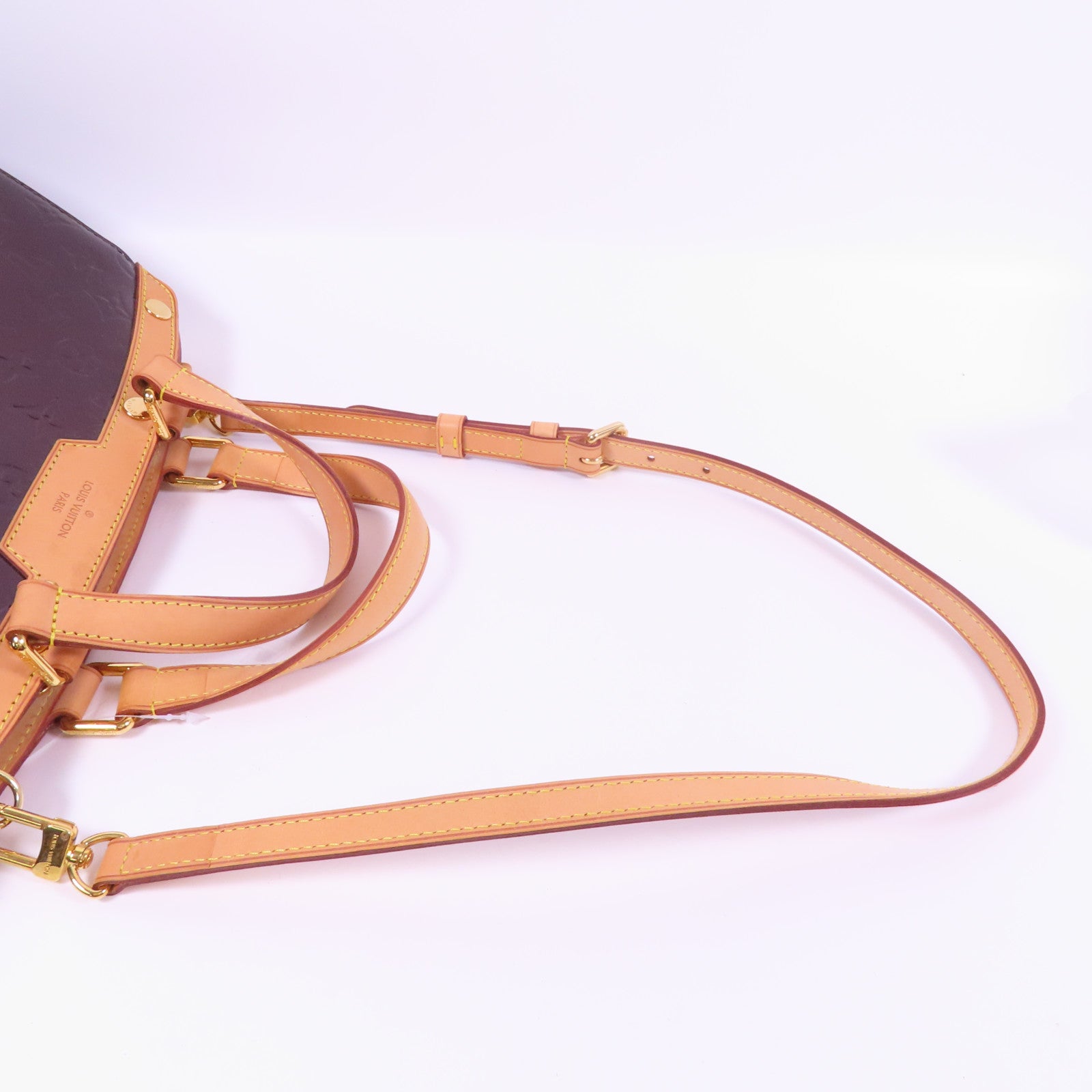 LOUIS VUITTON Vernis Brea MM金扣手挽肩背兩用袋Rouge Fauviste