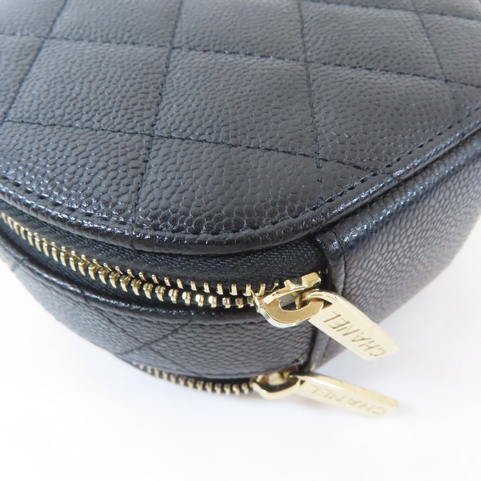 CHANEL 菱格Caviar皮革Chain Shoulder金扣手挽肩背兩用袋黑色