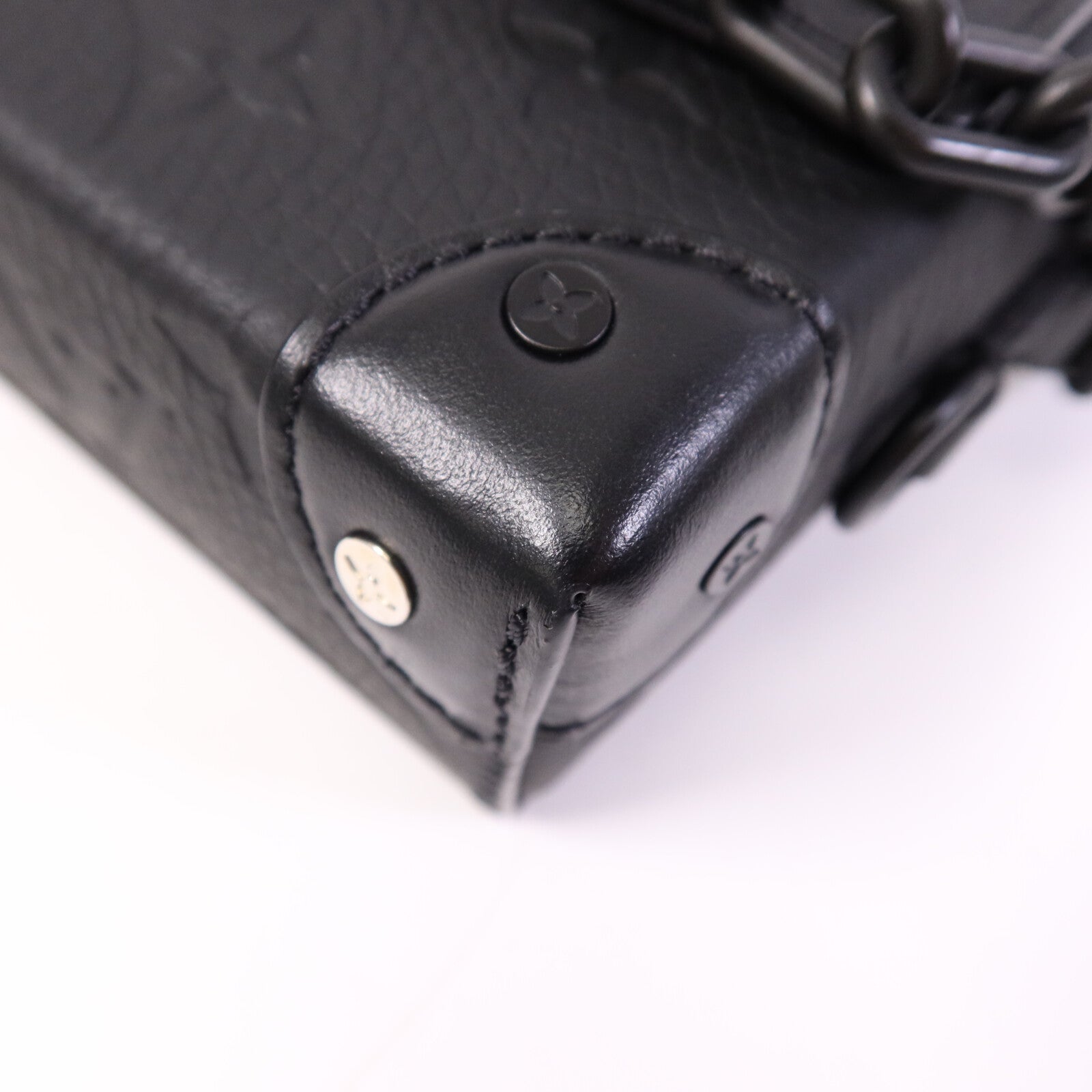 LOUIS VUITTON Monogram Taurillon Steamer Wearable Wallet肩背袋