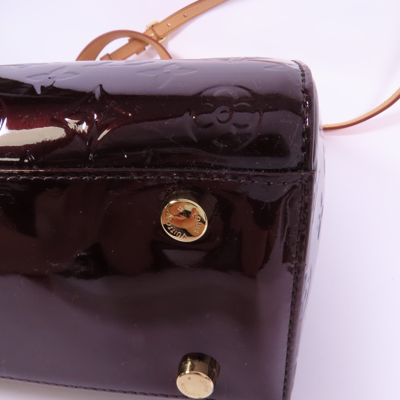 LOUIS VUITTON Vernis Brea MM金扣手挽肩背兩用袋Rouge Fauviste