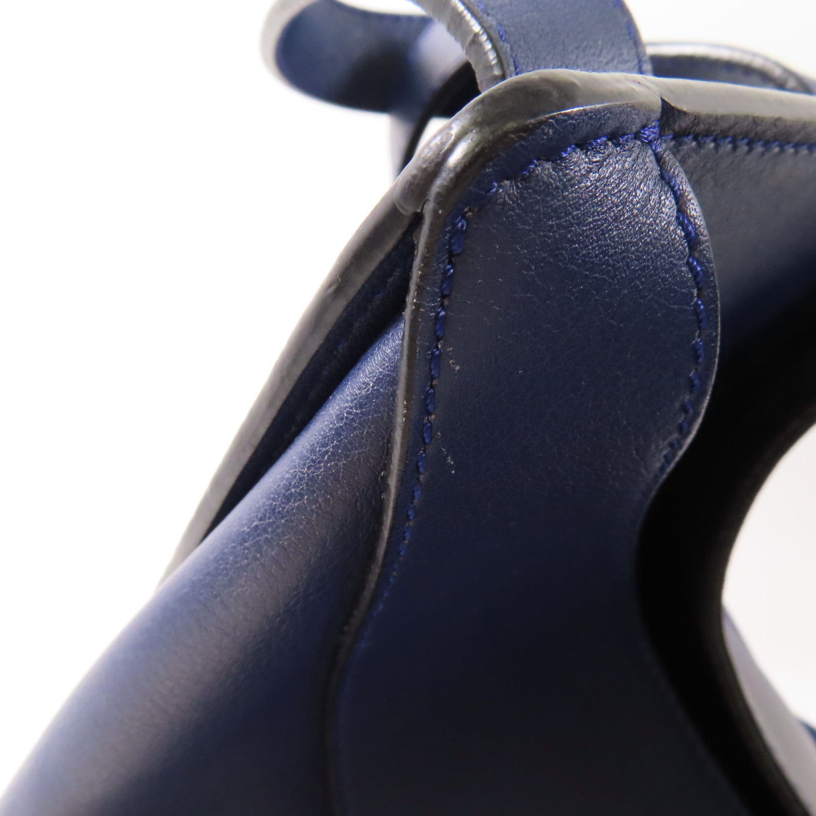 LOEWE 牛皮皮革Hammock銀扣肩背袋