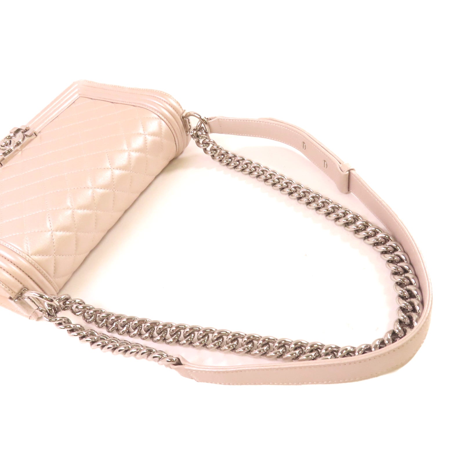 CHANEL 【激減優惠】菱格羊皮皮革Boy Chanel Chain Shoulder Bag銀扣鏈帶肩背袋珍珠粉紅色