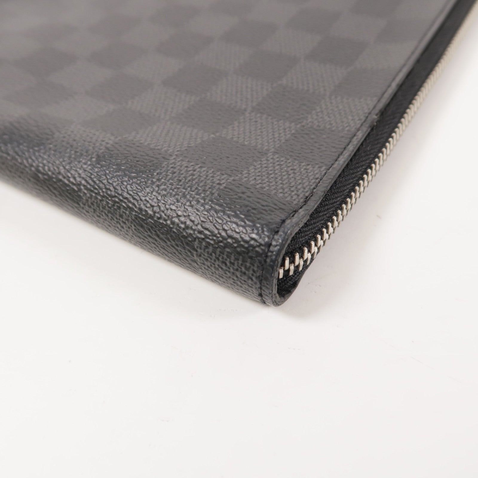LOUIS VUITTON Damier Graphite Pochette Jour GM銀扣手拿包