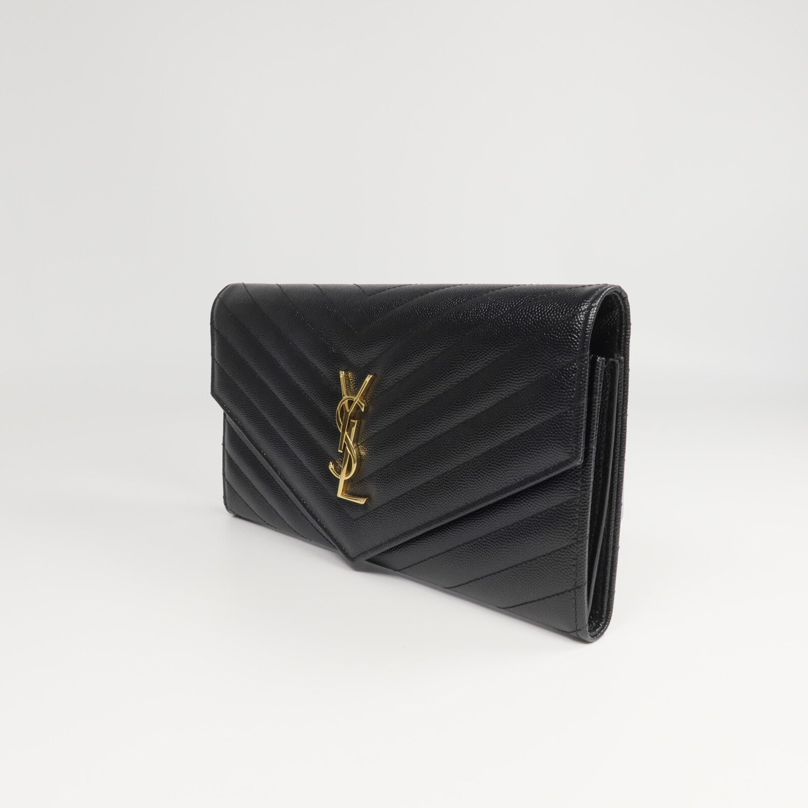 SAINT LAURENT 牛皮皮革Cassandre Clutch手拿包