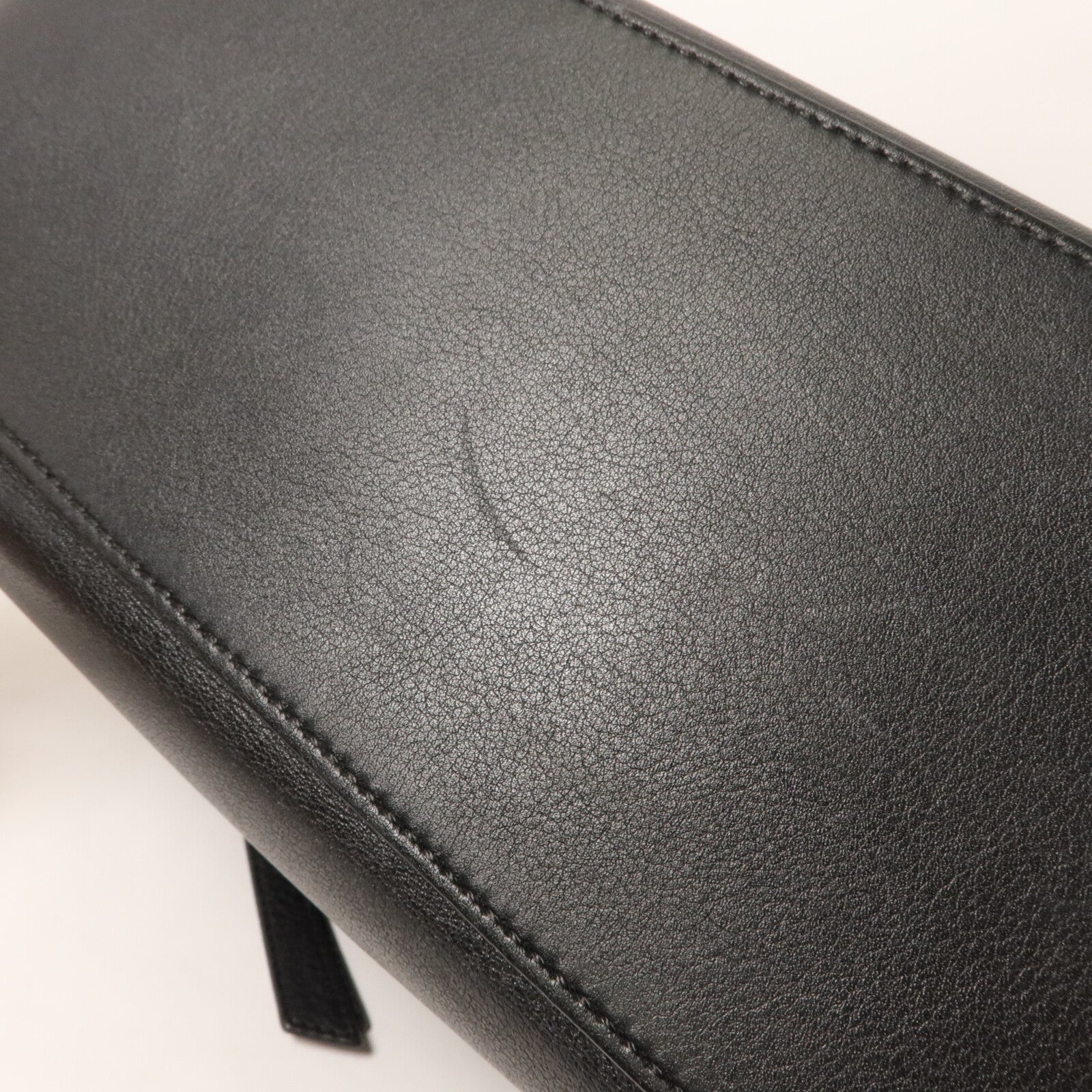 LOEWE 牛皮皮革Puzzle Medium手挽肩背兩用袋