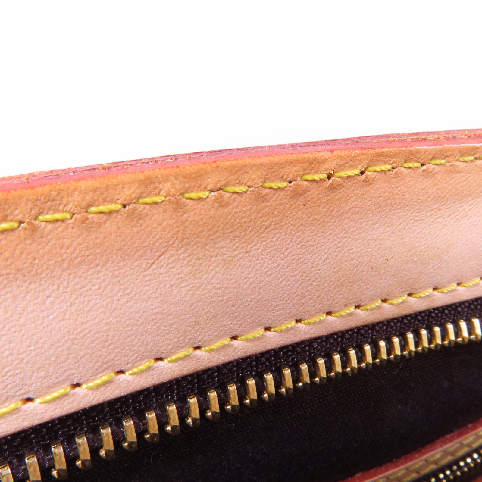 LOUIS VUITTON Vernis Brea MM金扣手挽肩背兩用袋Rouge Fauviste