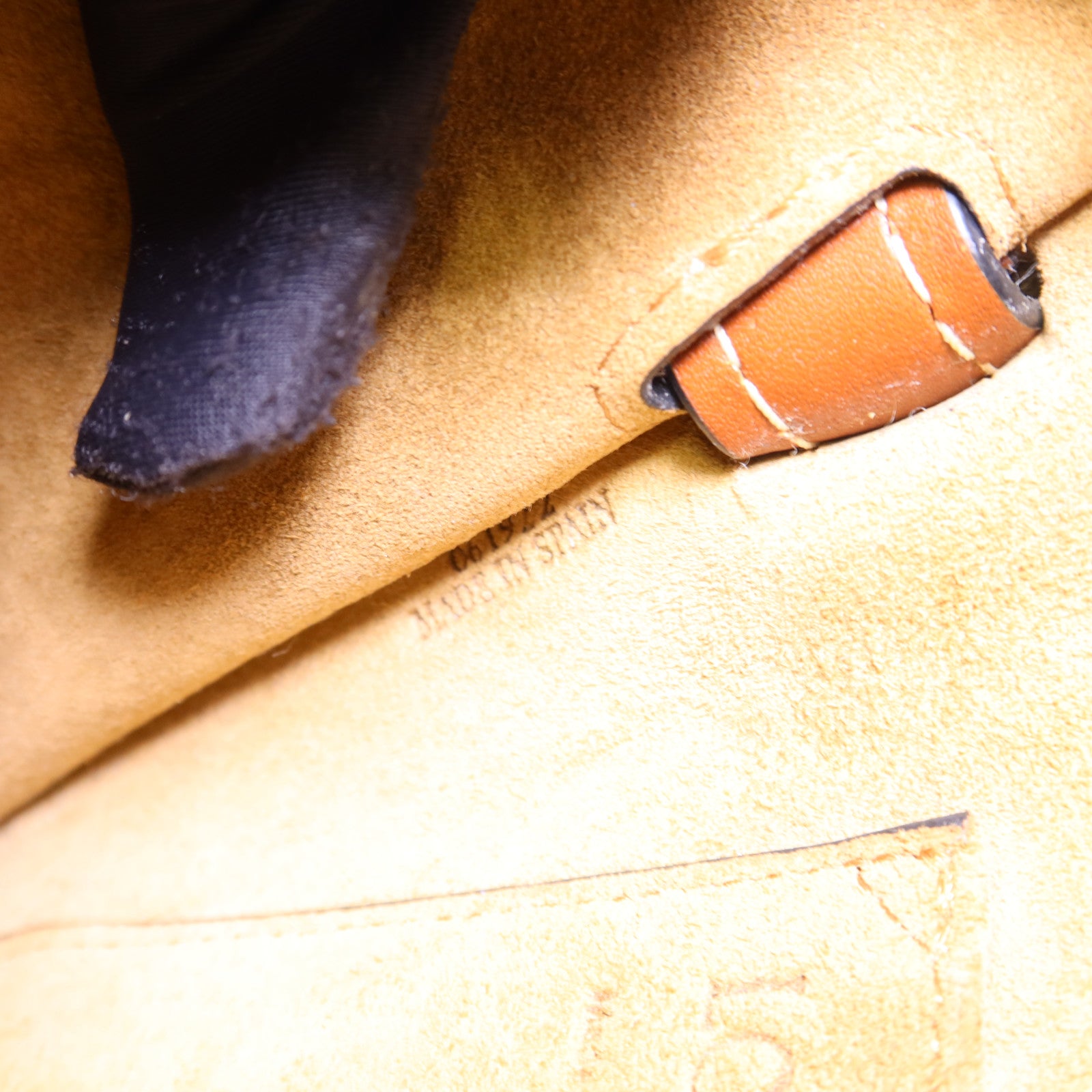 LOEWE 牛皮皮革Gate Small肩背袋