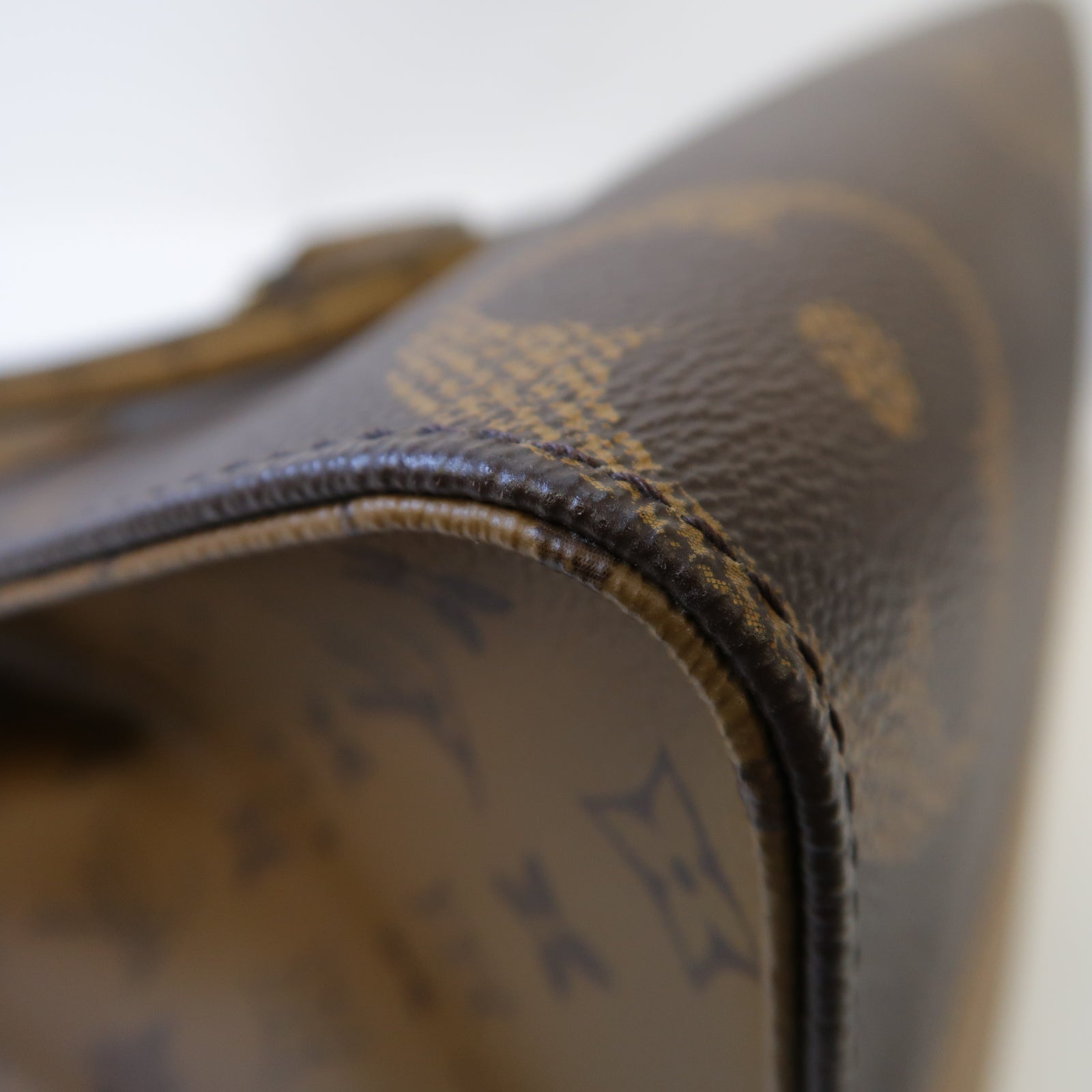 LOUIS VUITTON **【激減優惠】Monogram Giant On The Go MM金扣肩背袋啡色