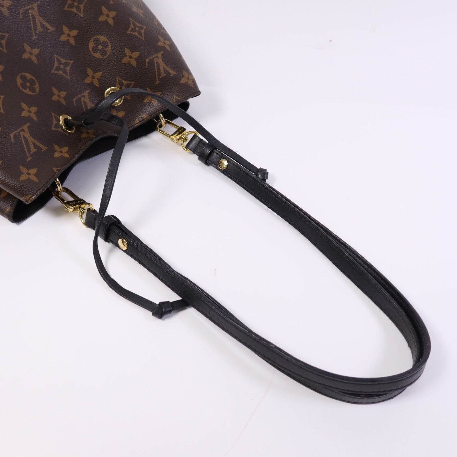 LOUIS VUITTON Monogram Neo Noe MM金扣肩背袋