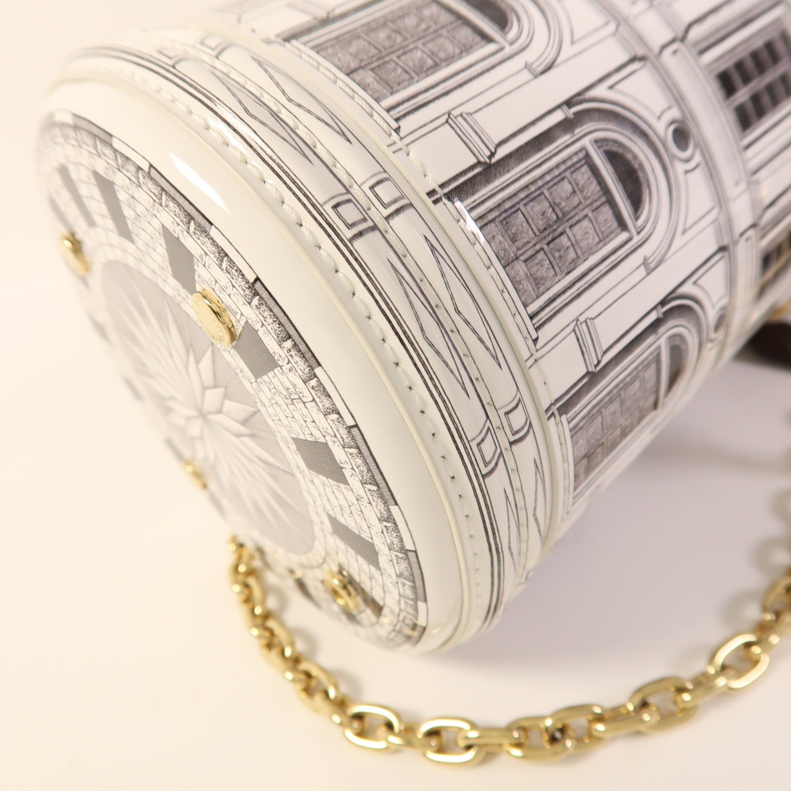 LOUIS VUITTON 塗層帆布Fornasetti Cannes金扣手挽肩背兩用袋