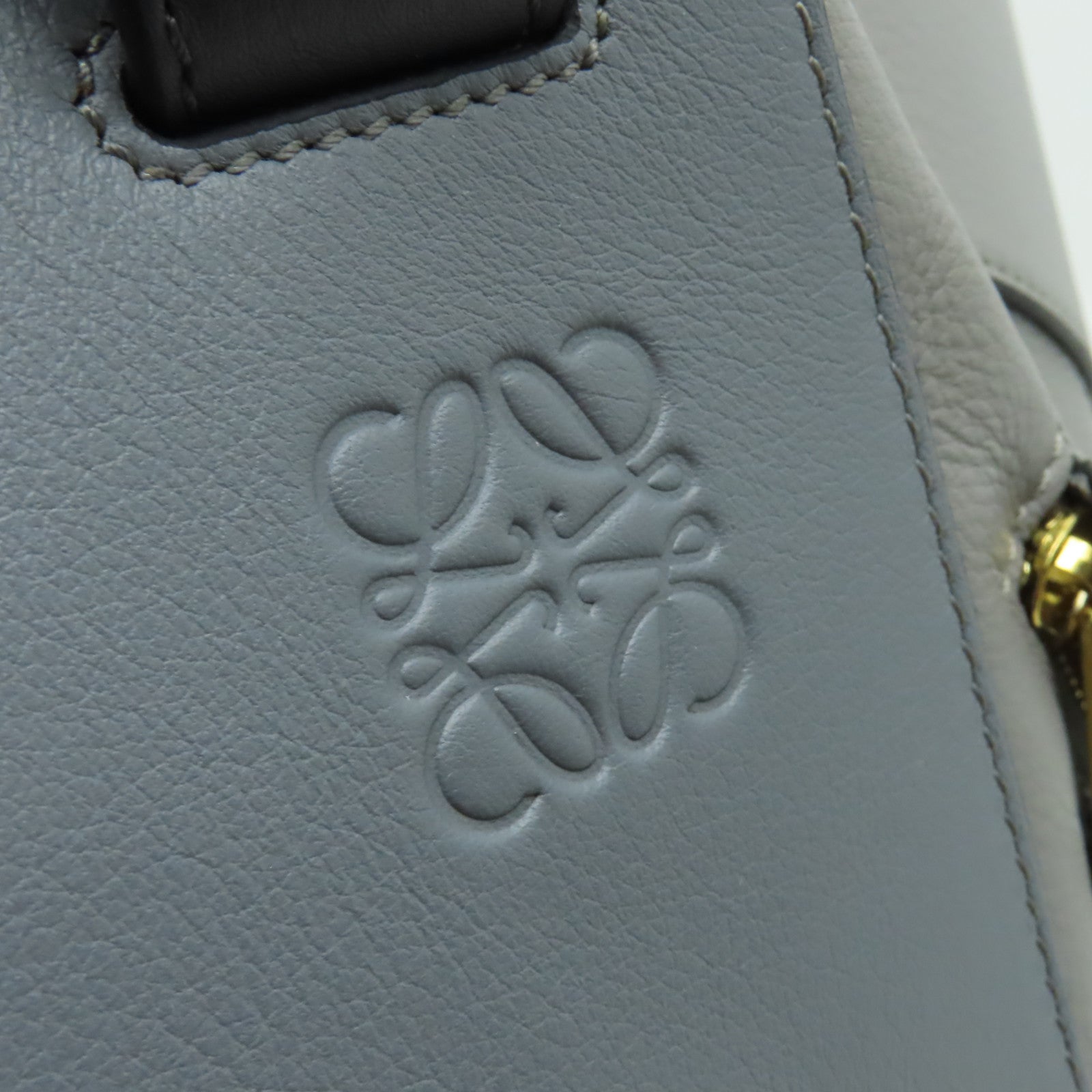 LOEWE 【清倉大減價】牛皮皮革Hammock金扣手挽肩背兩用袋黑色/灰色